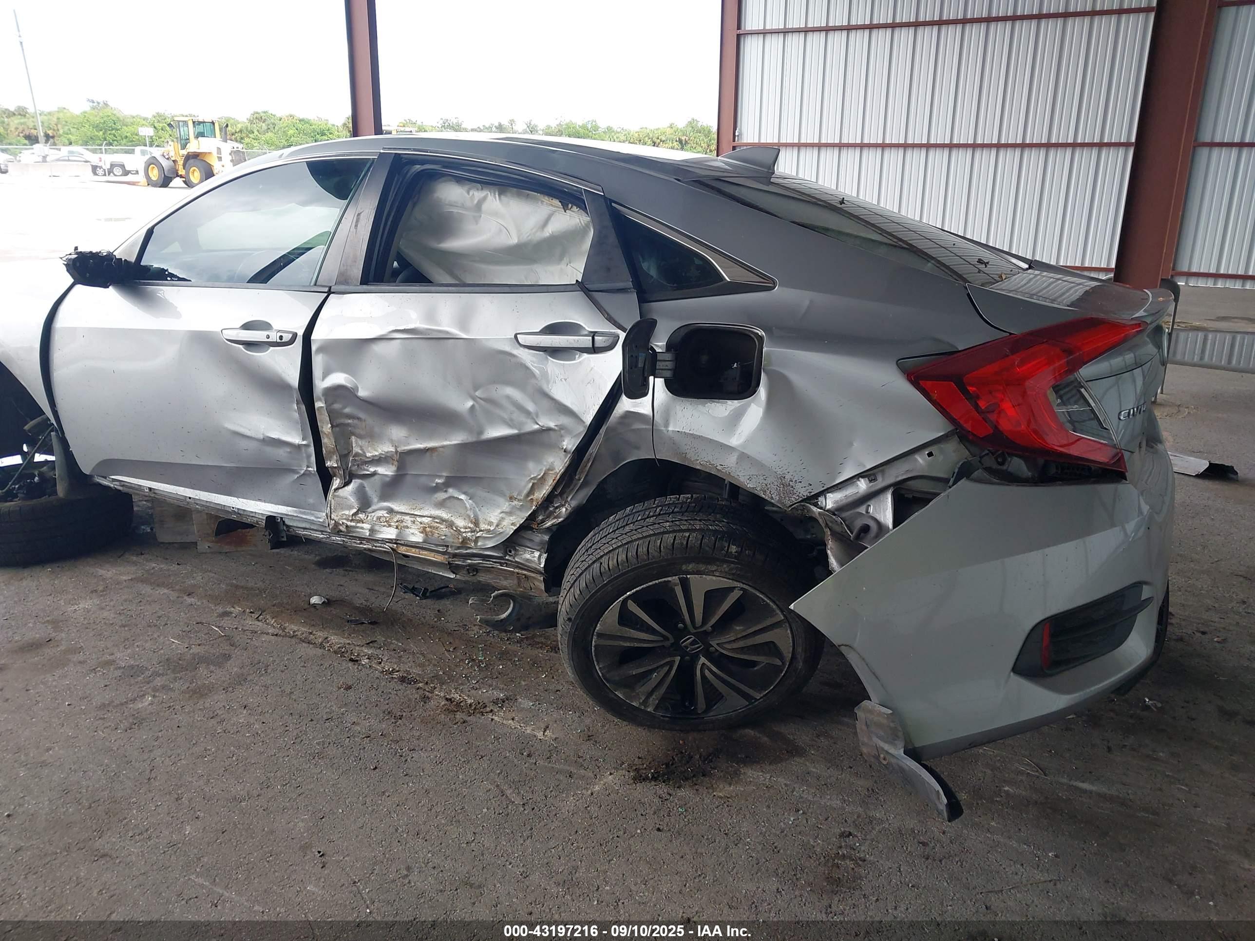 HONDA CIVIC image 6