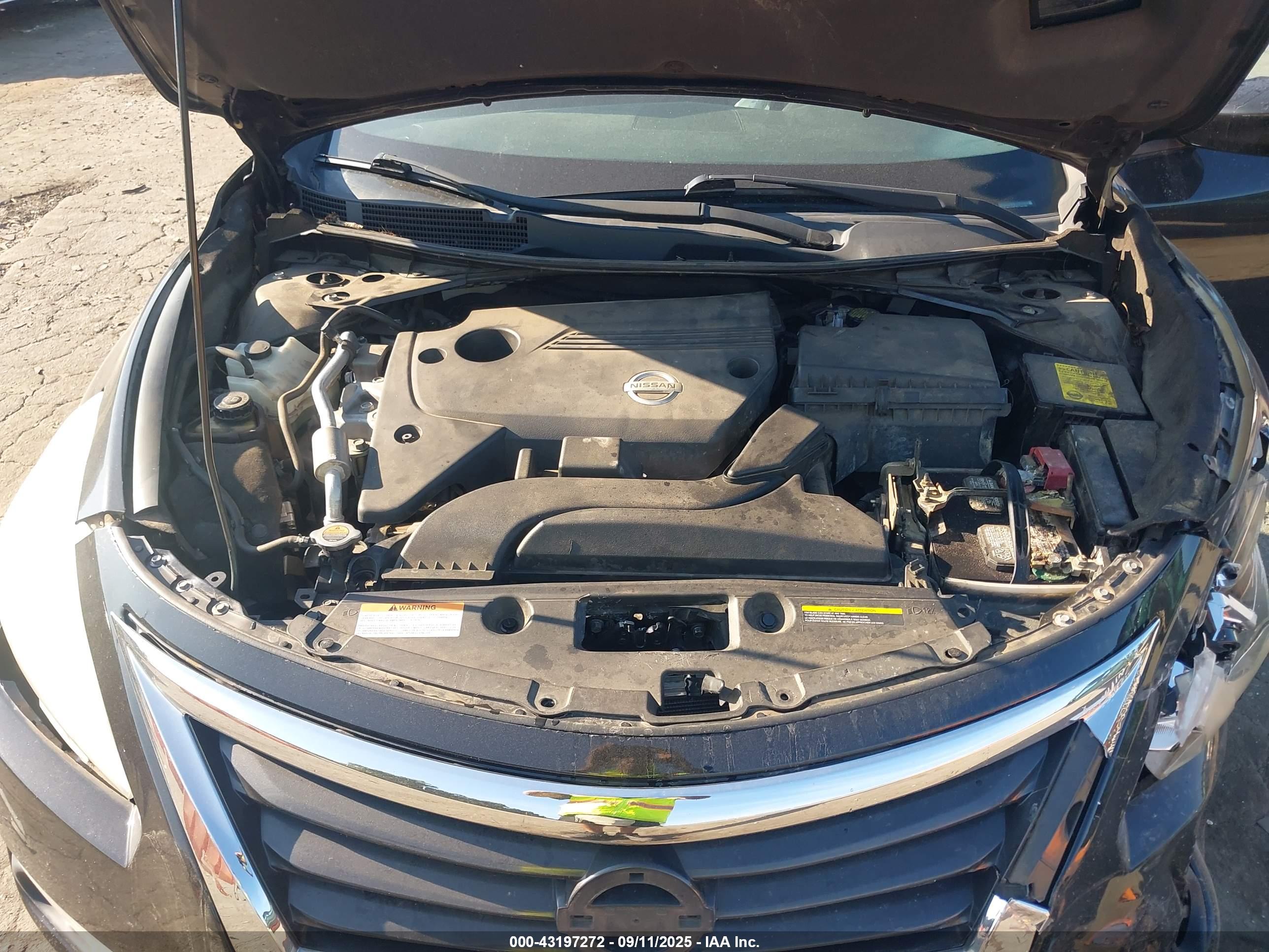 NISSAN ALTIMA image 10