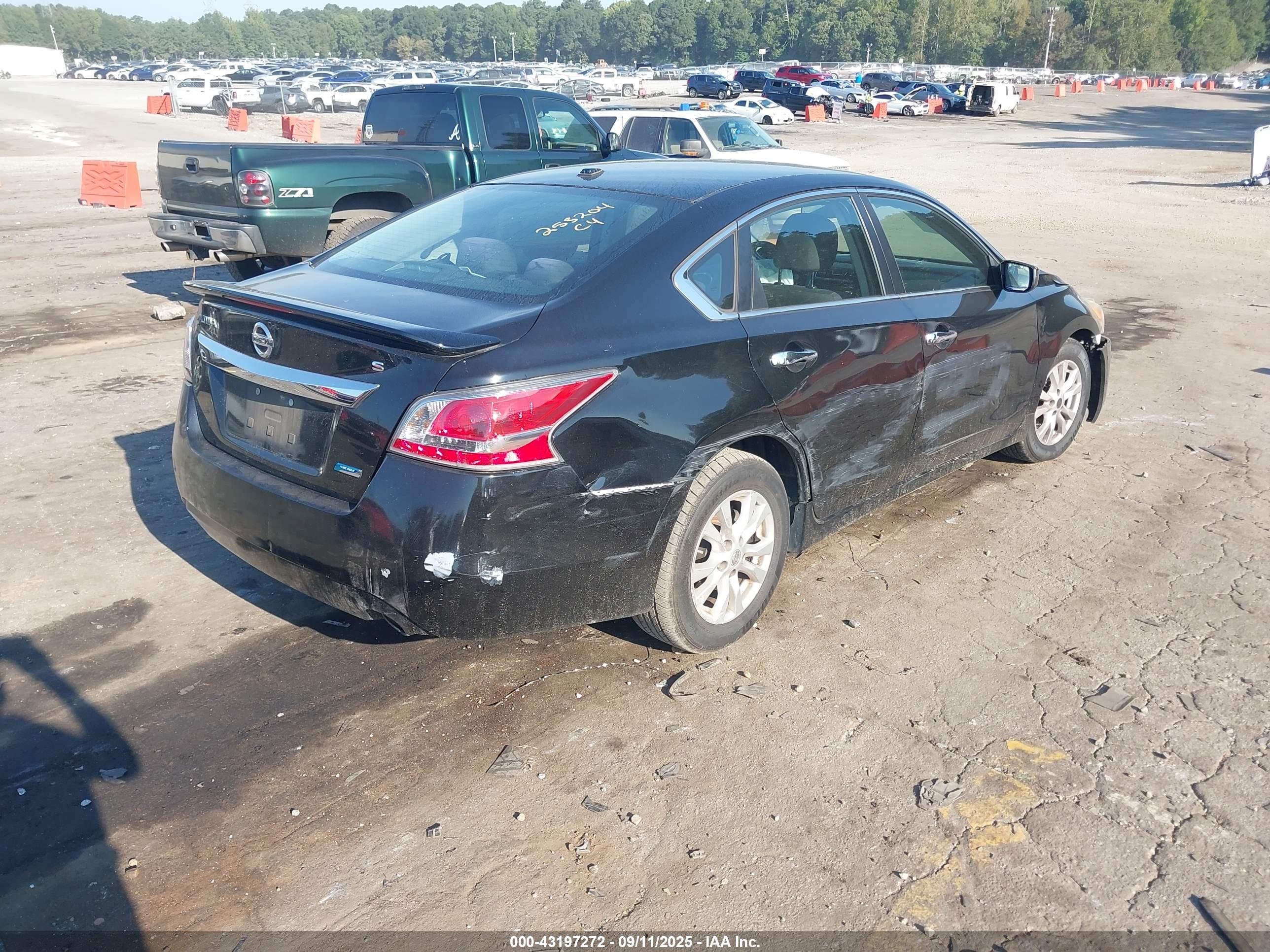 NISSAN ALTIMA image 4