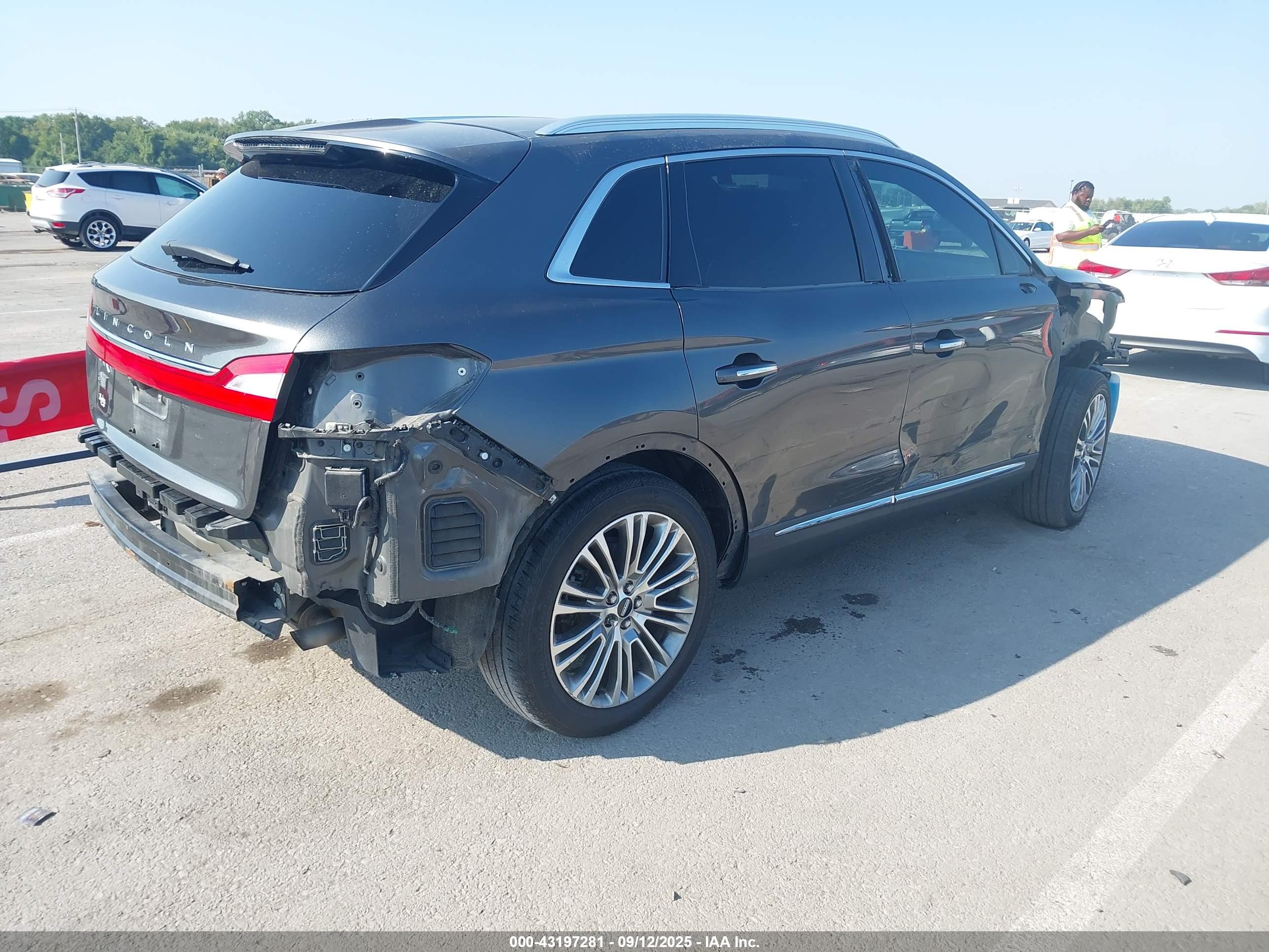 LINCOLN MKX image 4
