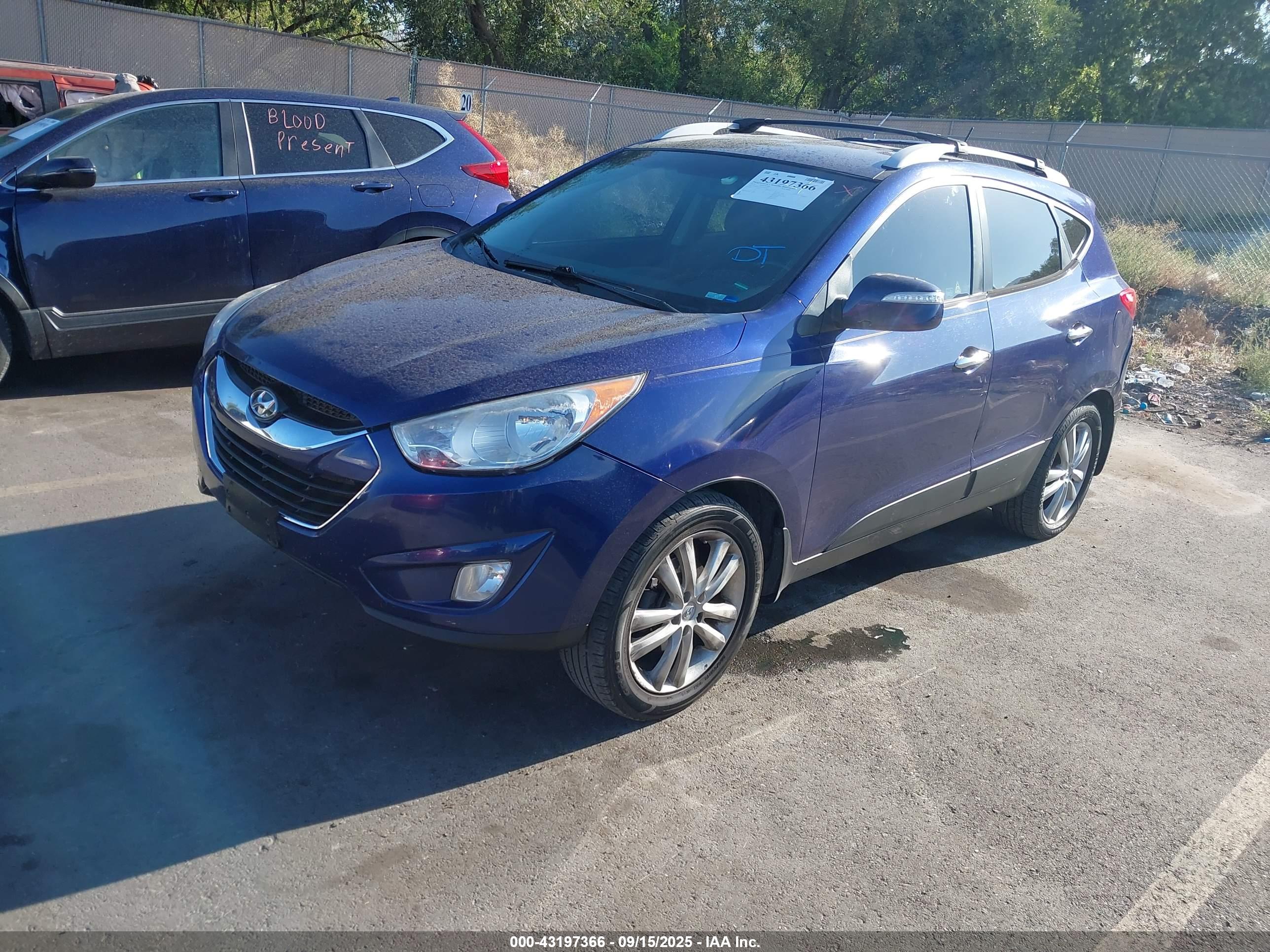 HYUNDAI TUCSON image 2