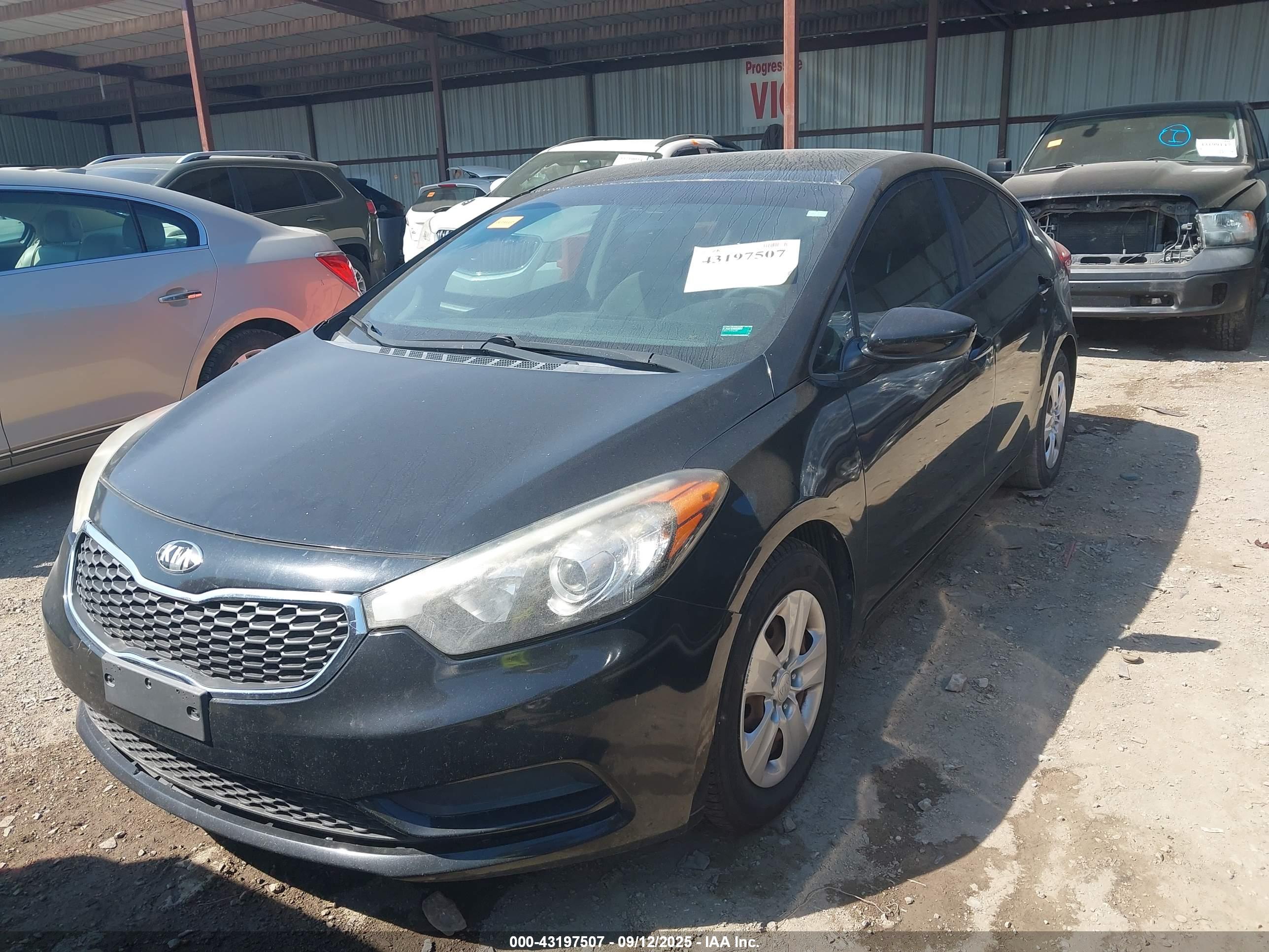 KIA FORTE image 2