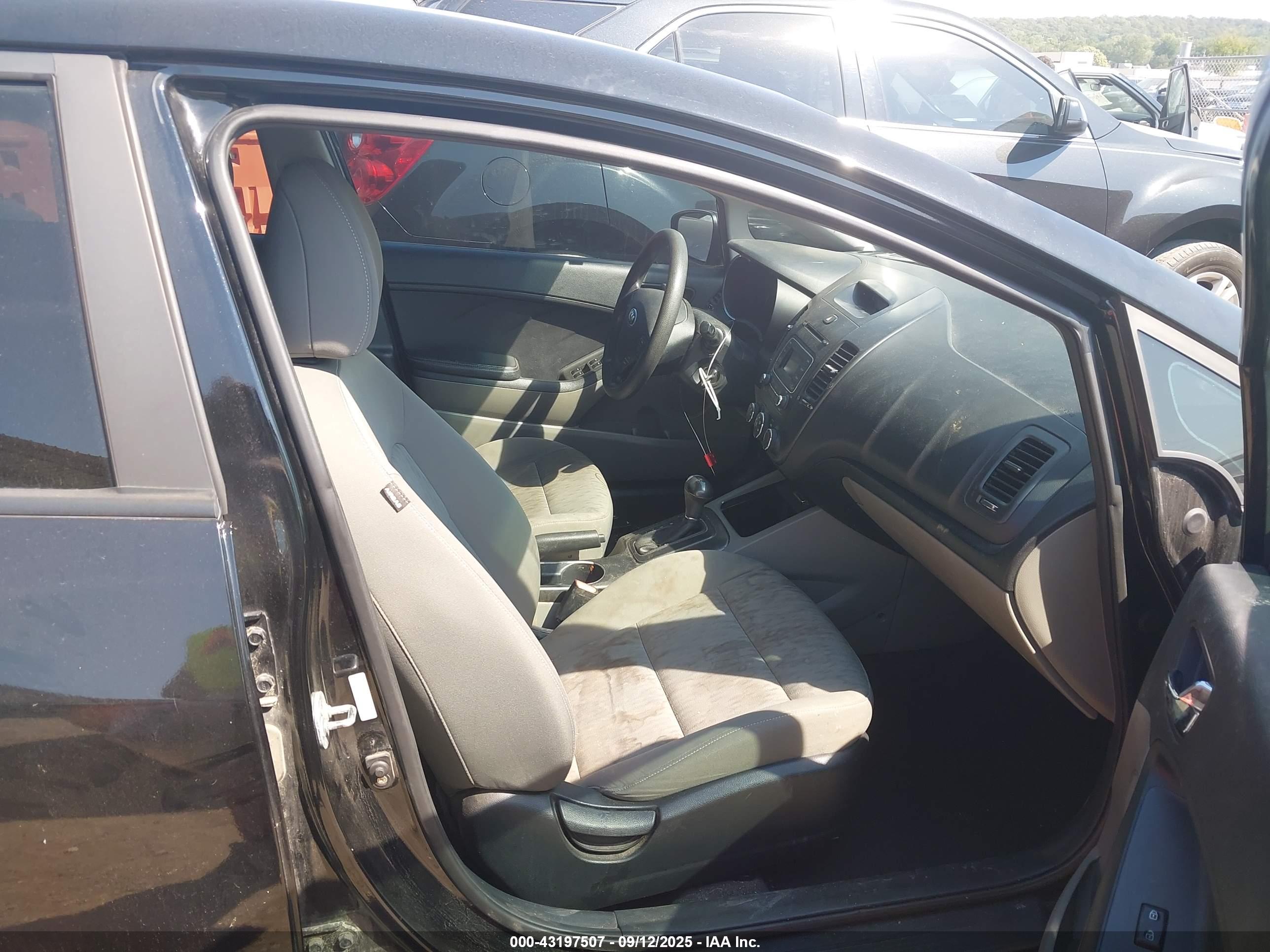 KIA FORTE image 5