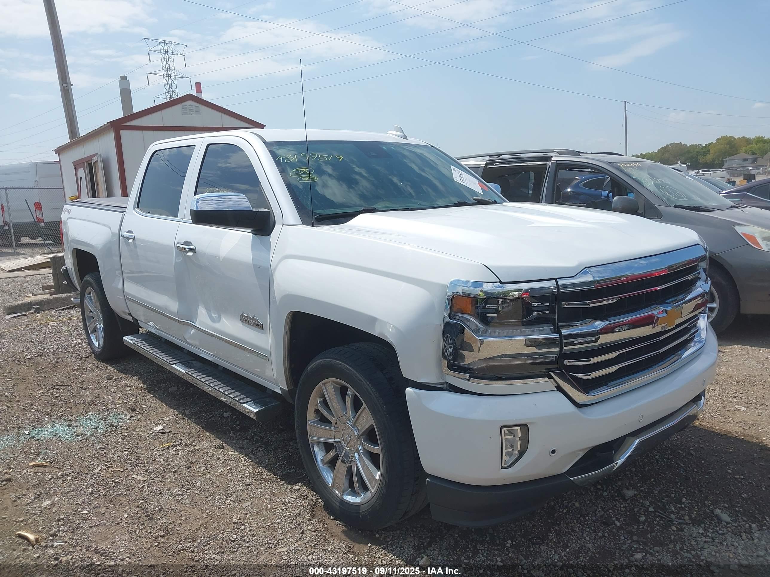 CHEVROLET SILVERADO image 6