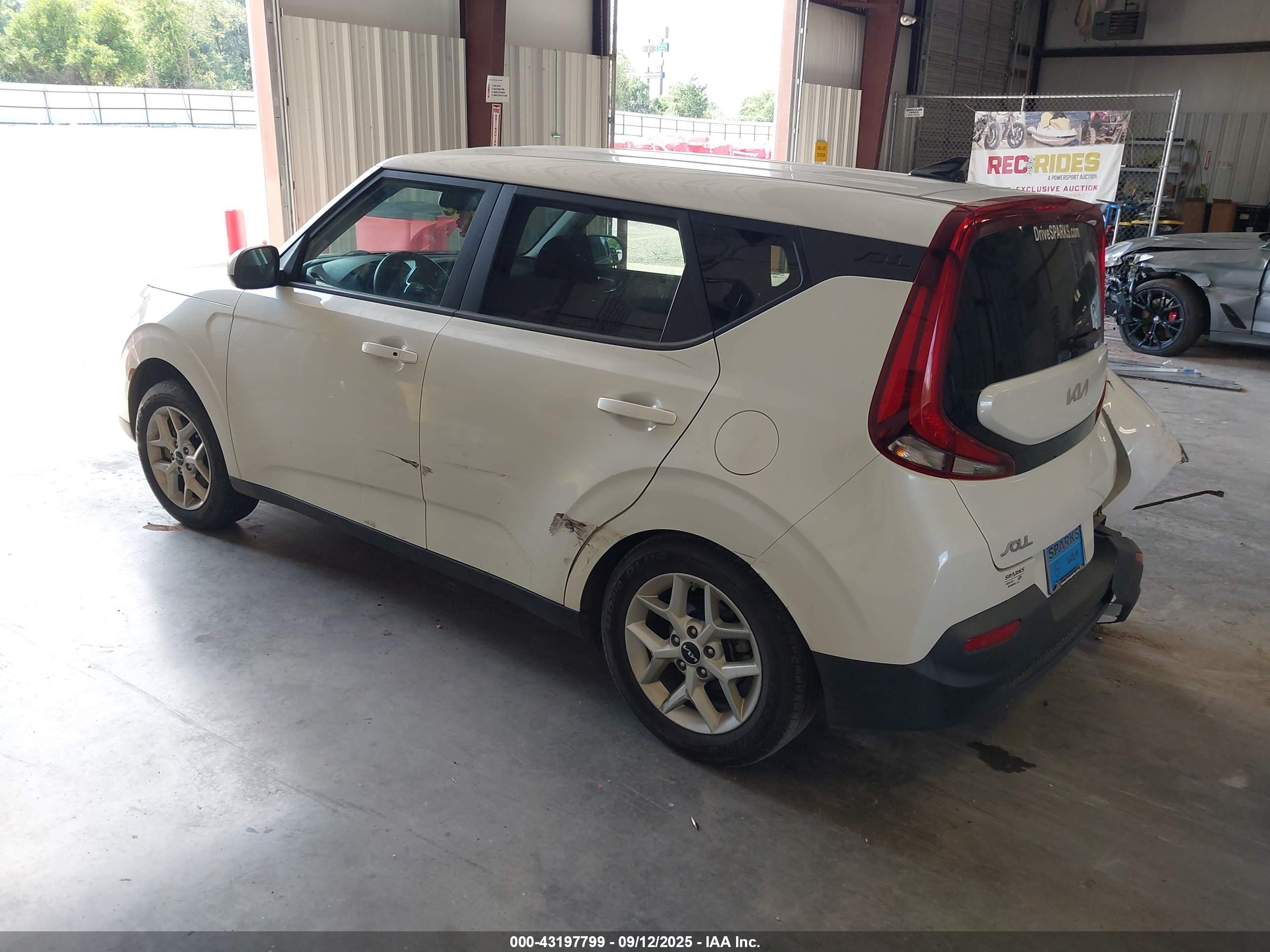 KIA SOUL image 3