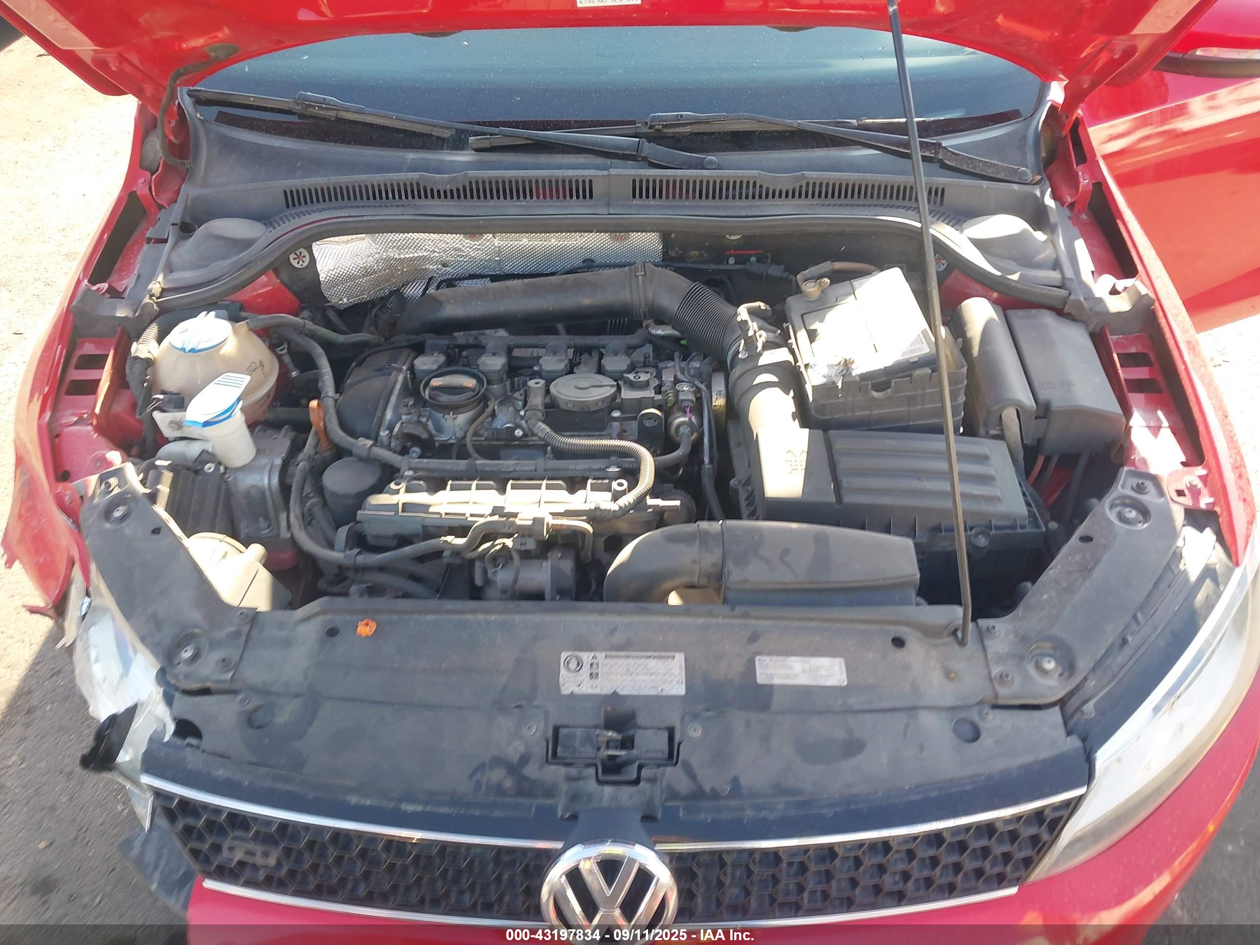 VOLKSWAGEN JETTA image 10