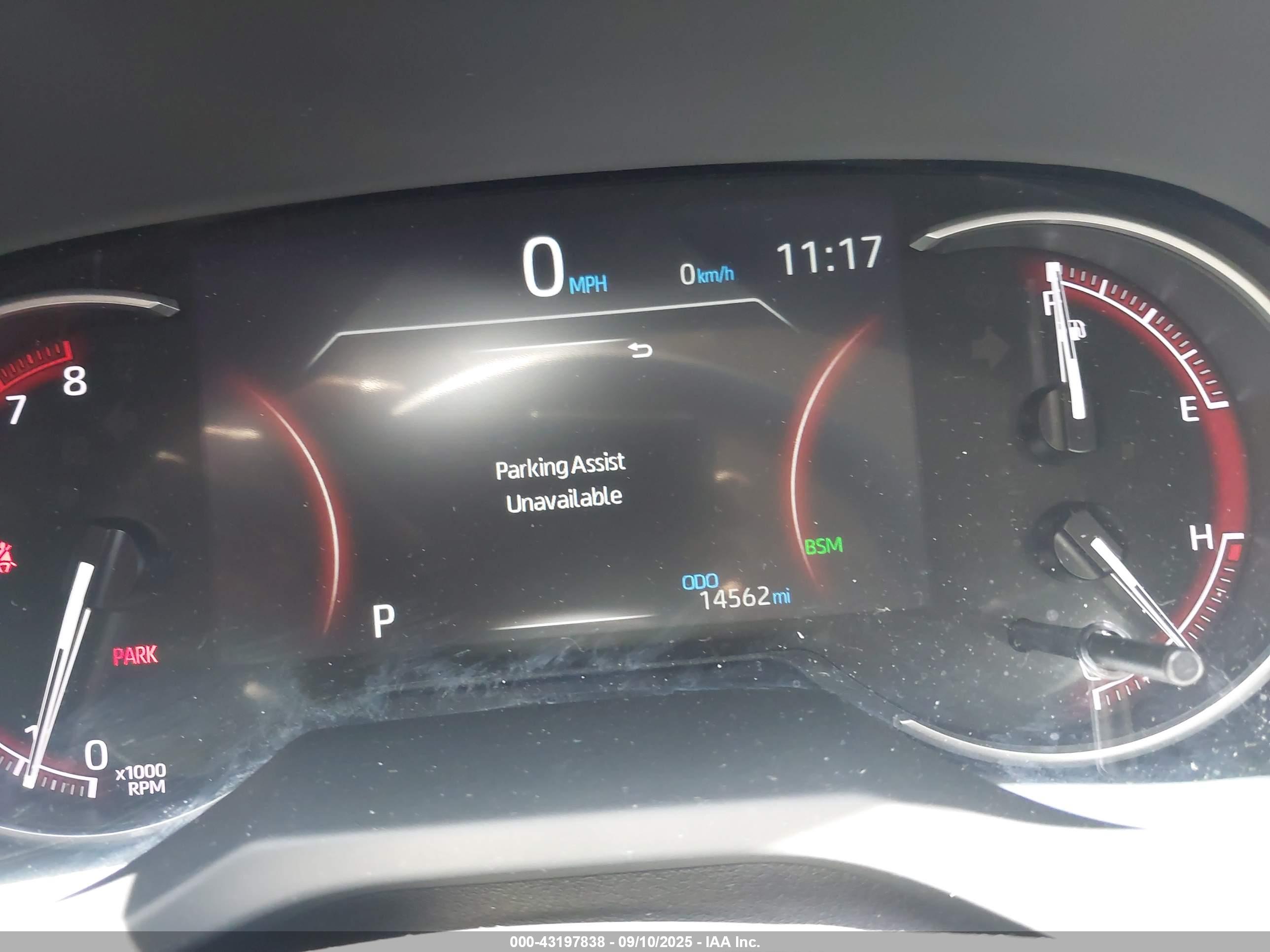 TOYOTA RAV4 image 7