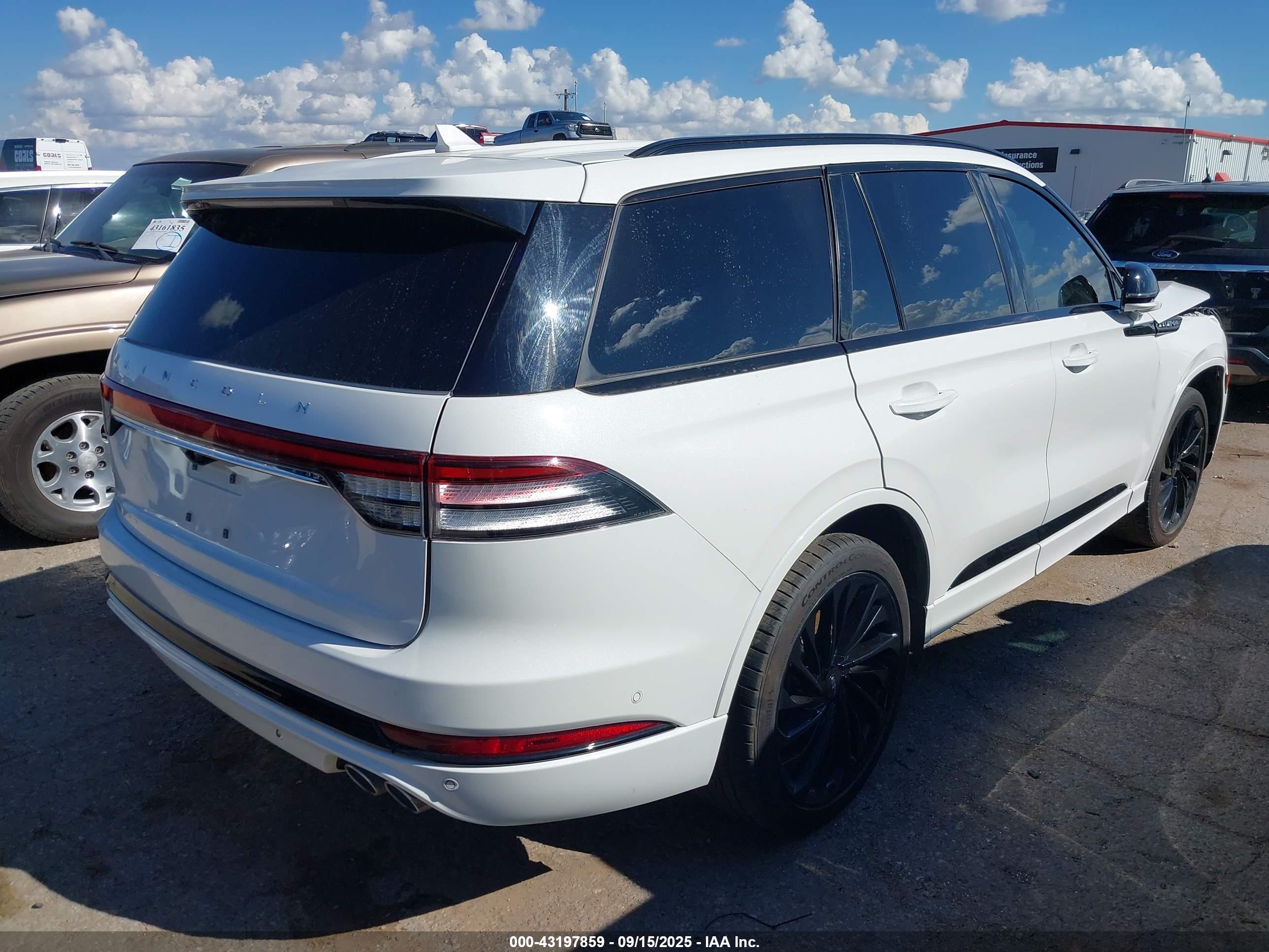 LINCOLN AVIATOR image 4