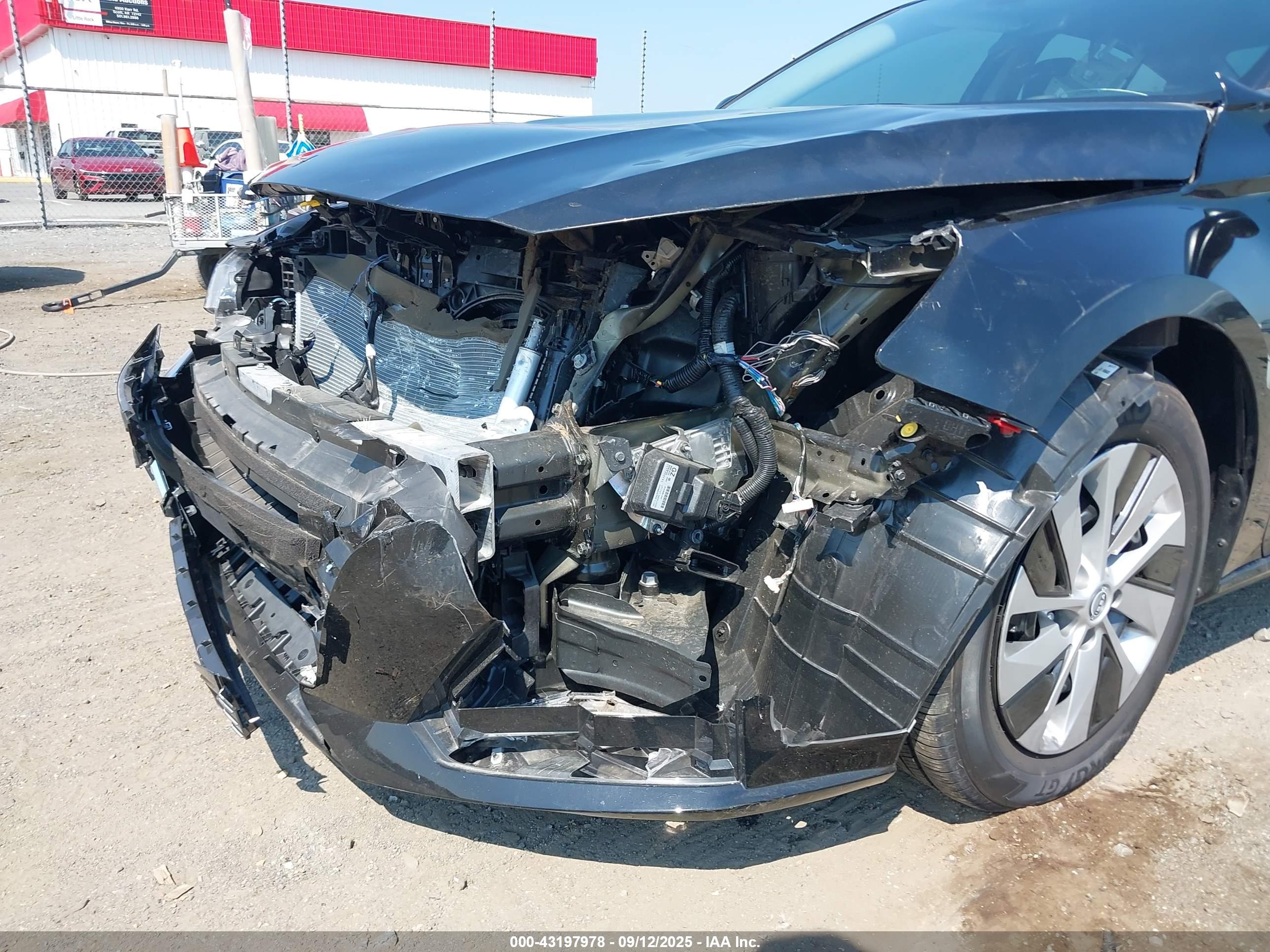 NISSAN ALTIMA image 6