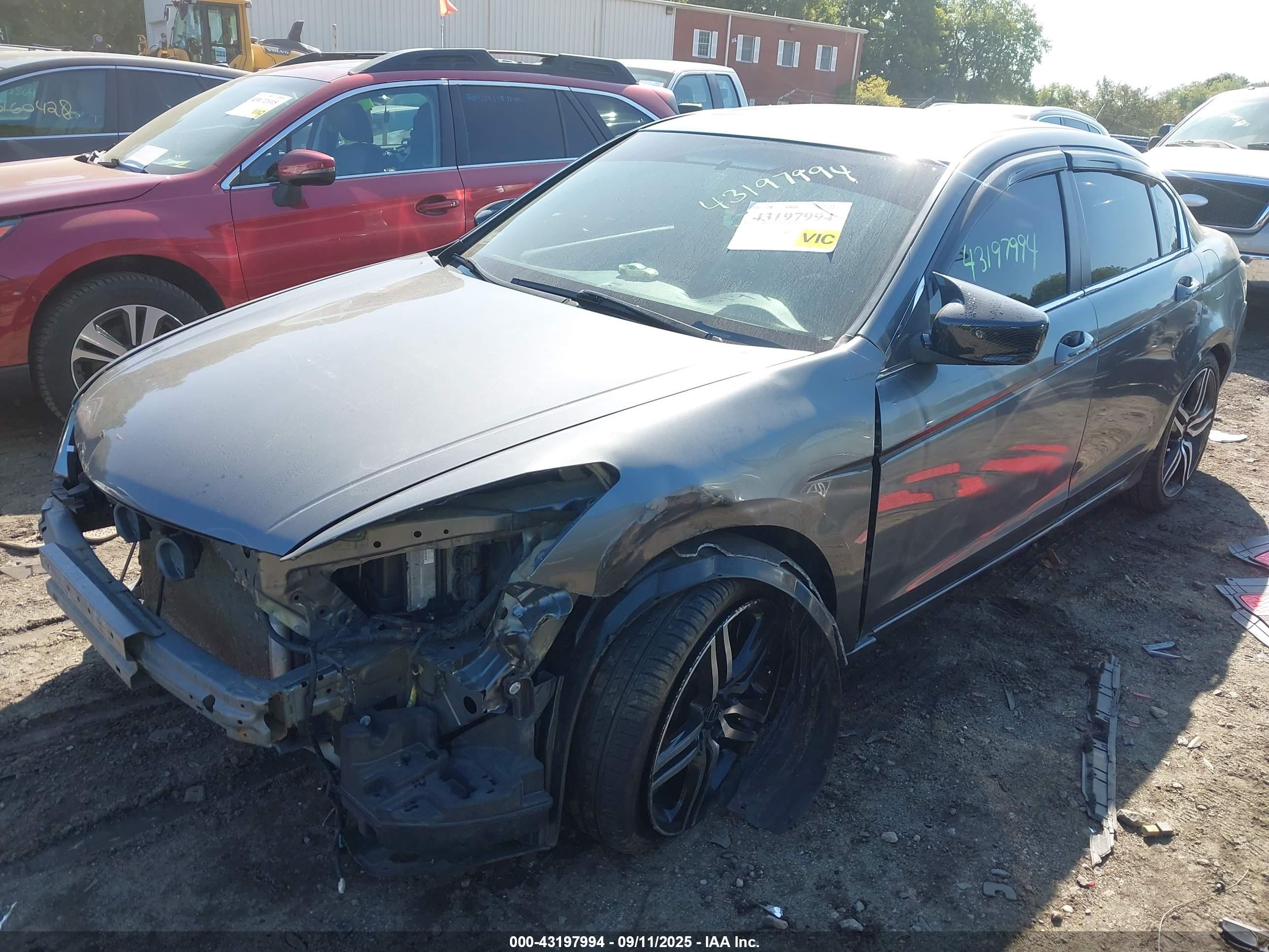 HONDA ACCORD image 2