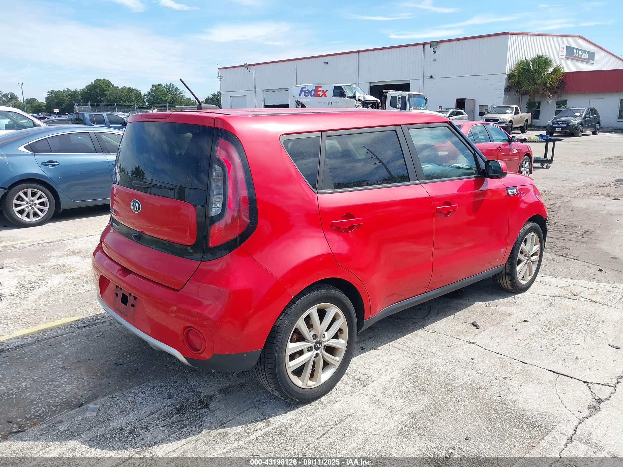 KIA SOUL image 4