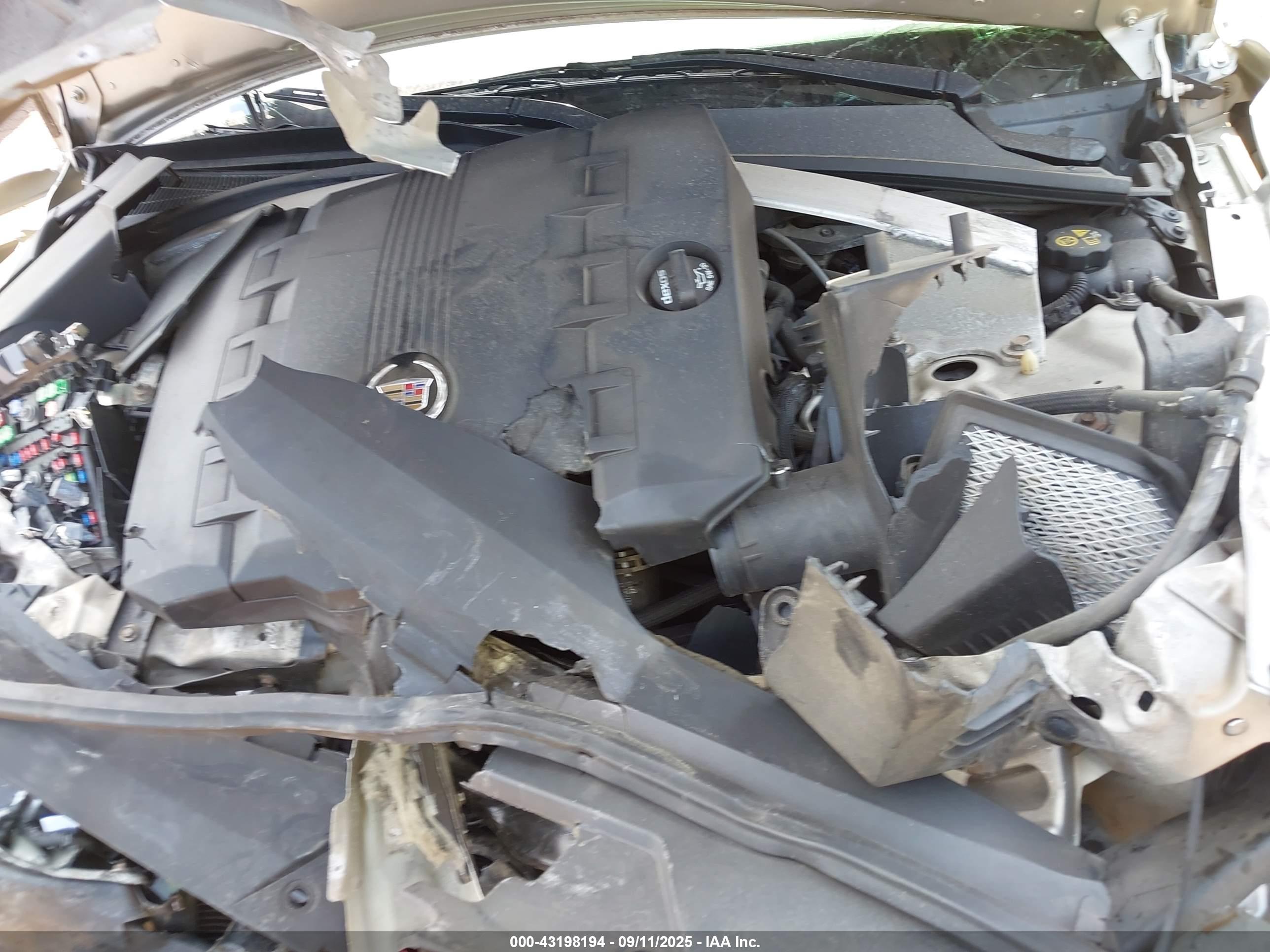 CADILLAC CTS image 10