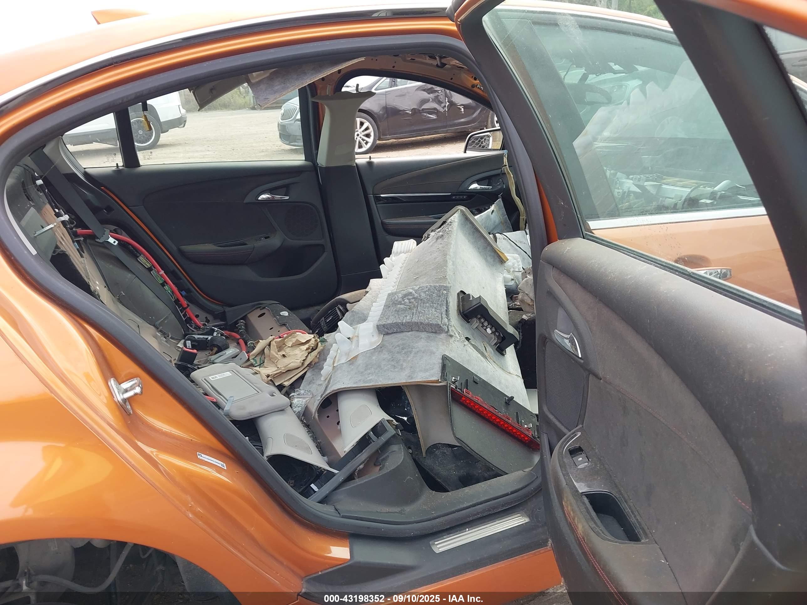 CHEVROLET SS image 8