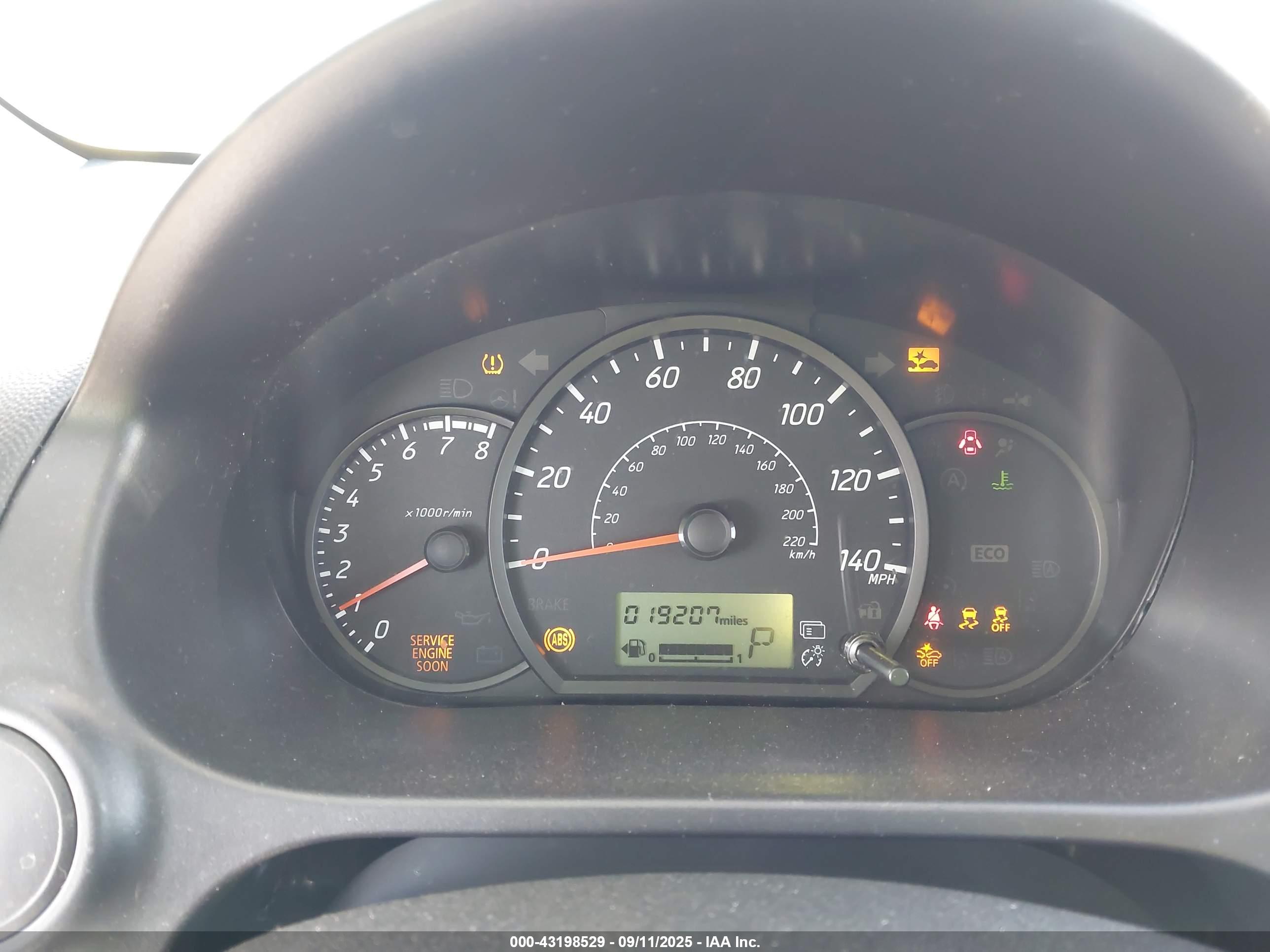 MITSUBISHI MIRAGE image 7