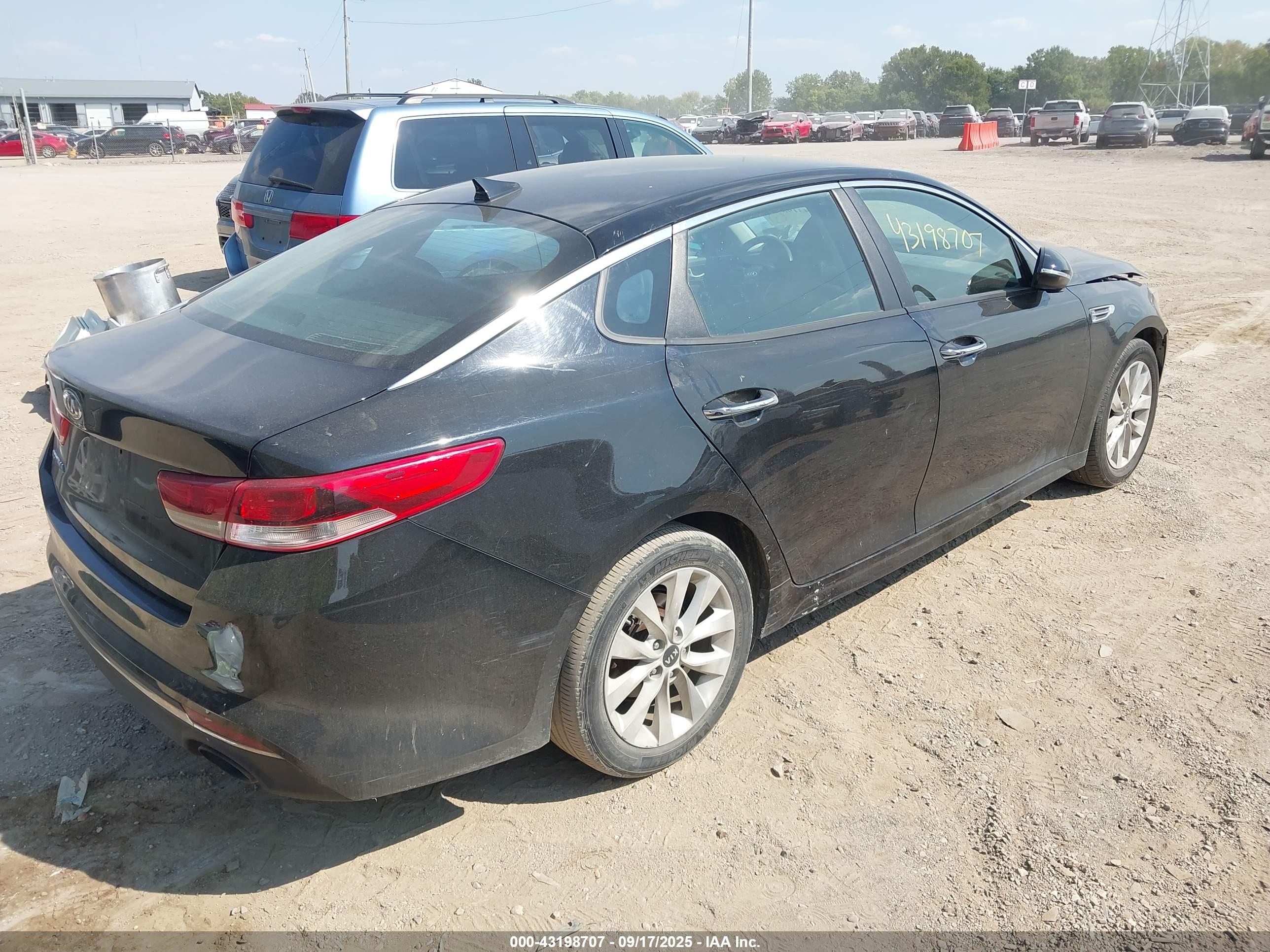 KIA OPTIMA image 4