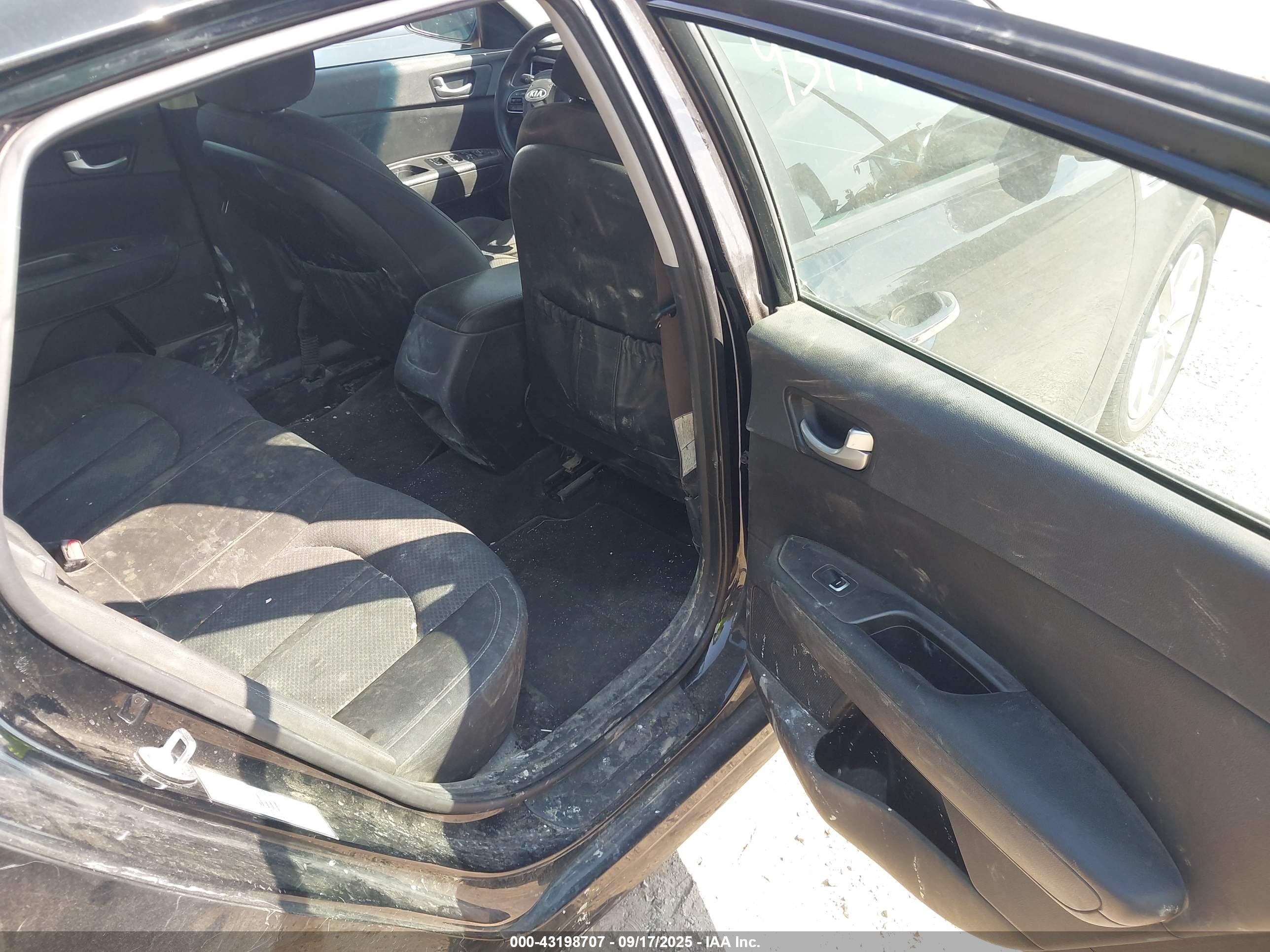 KIA OPTIMA image 8