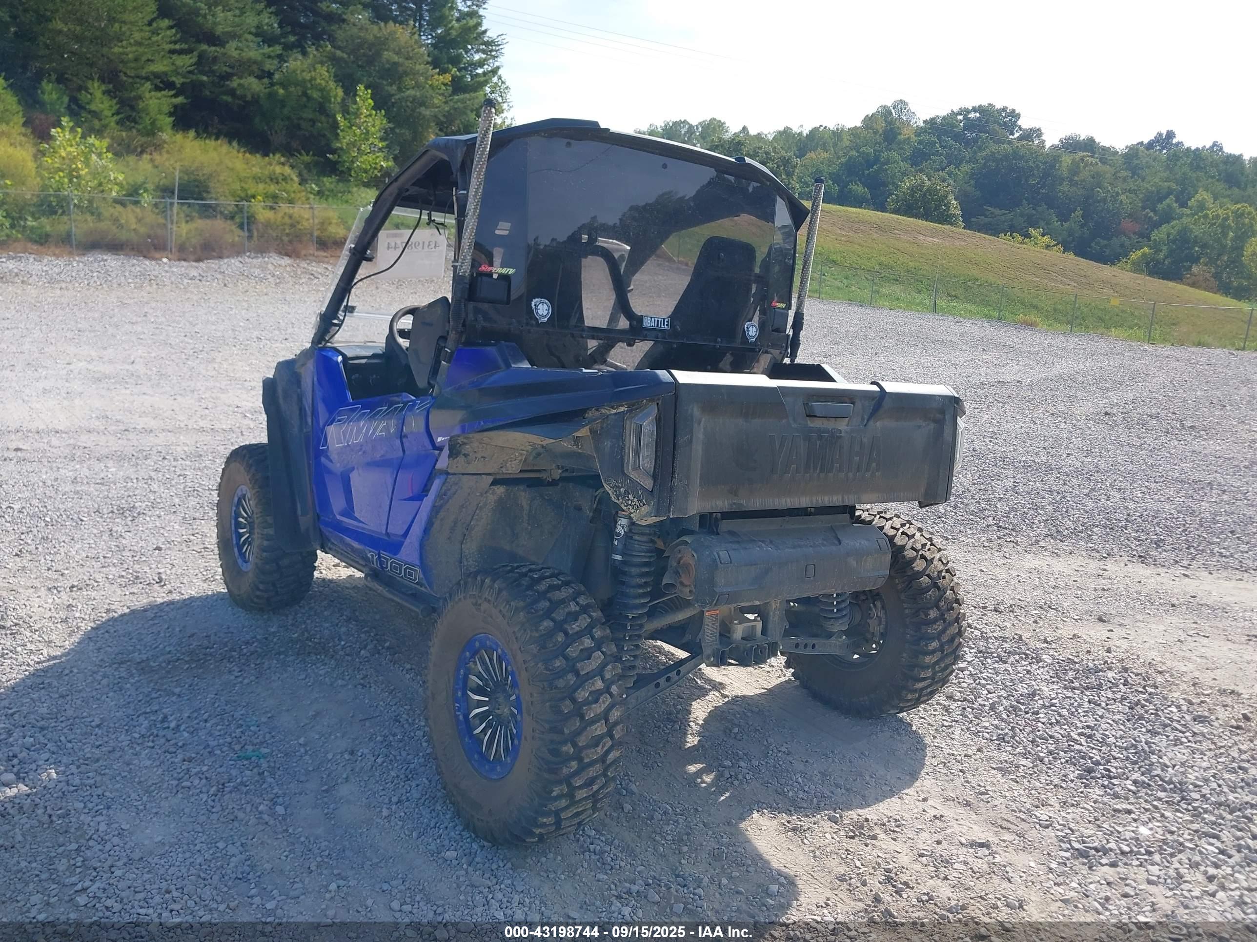 YAMAHA YXE1000 image 3