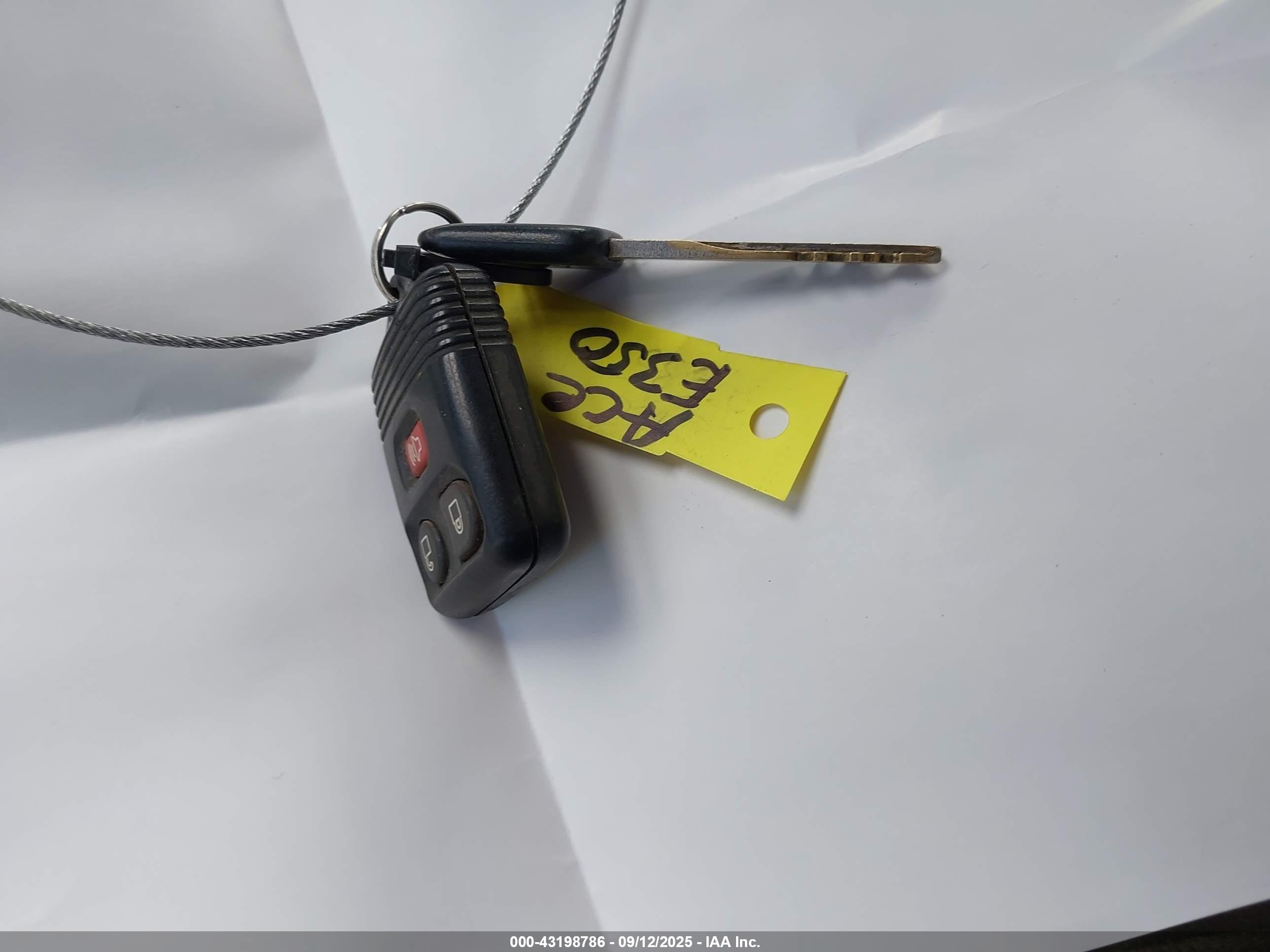 FORD E-350 image 11