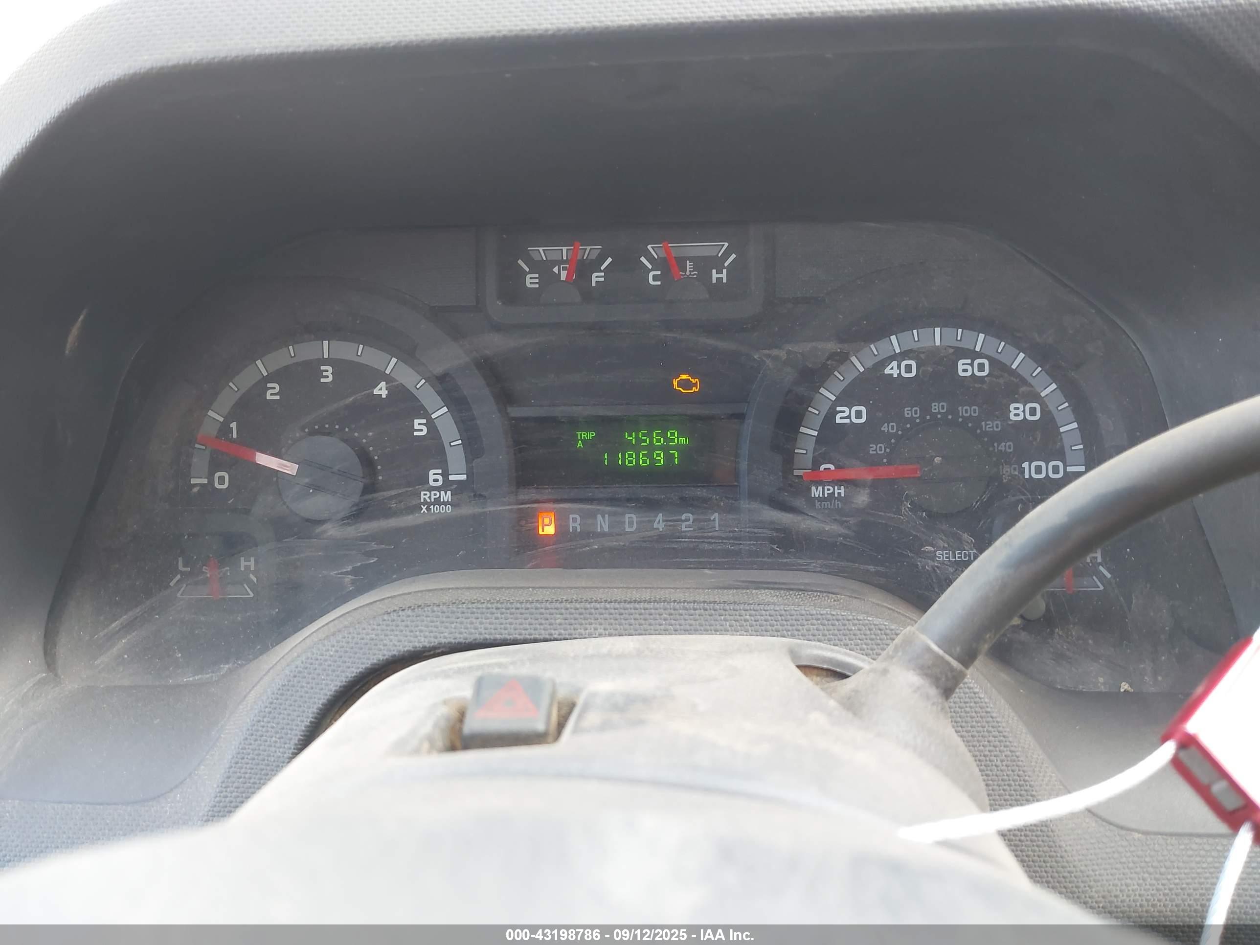 FORD E-350 image 6