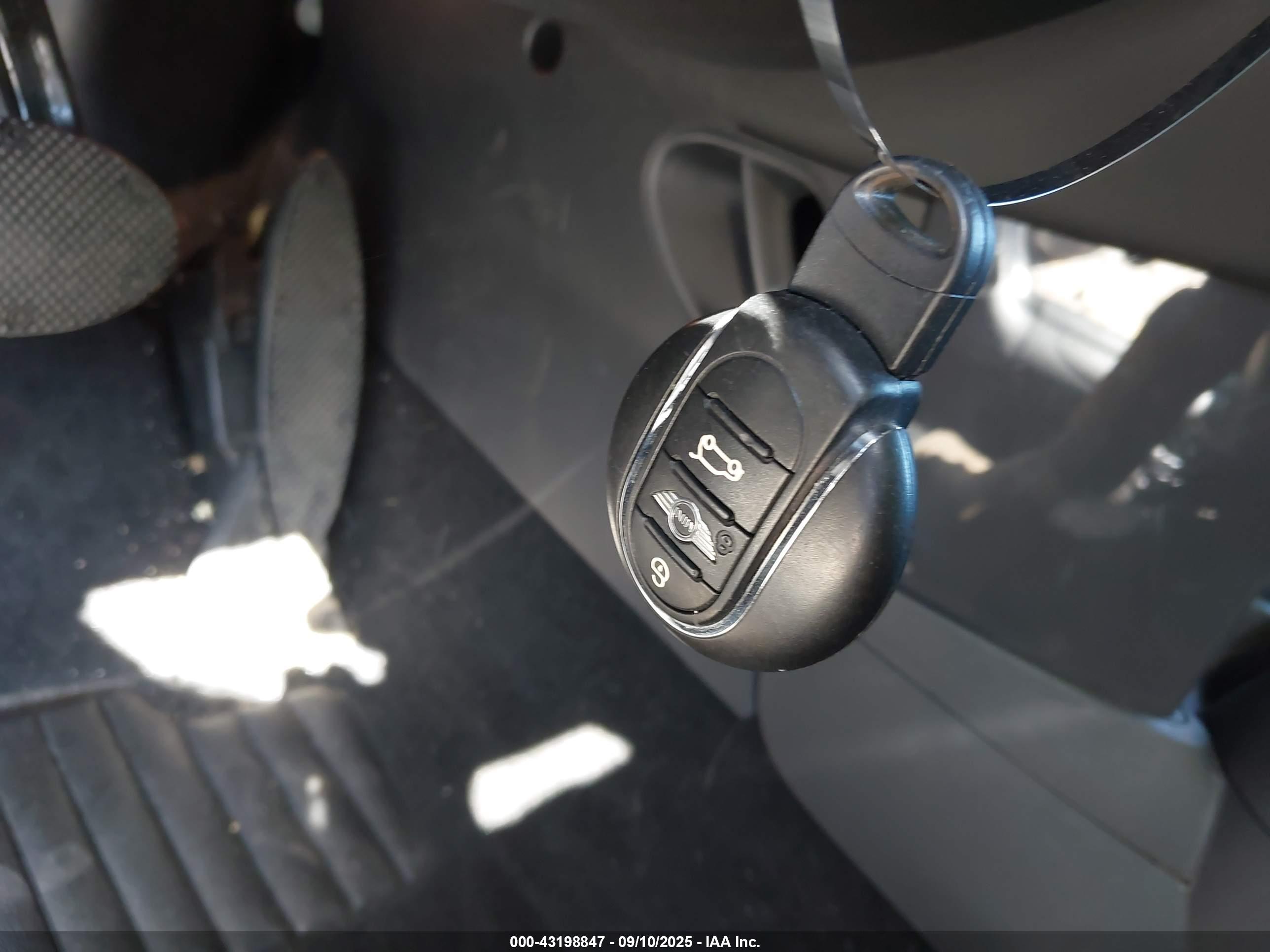 MINI HARDTOP image 11