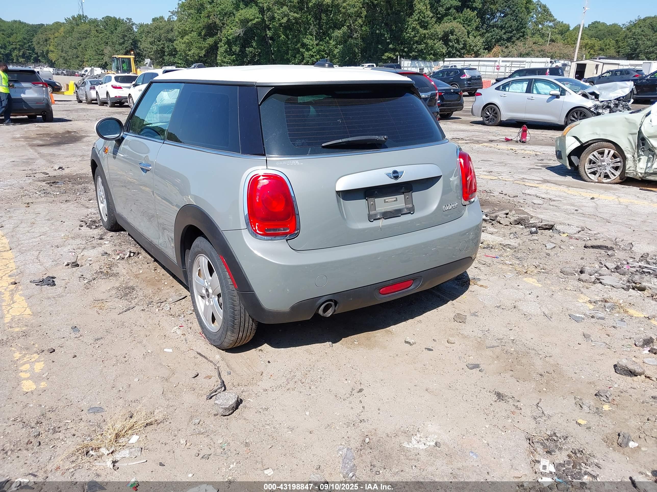 MINI HARDTOP image 3