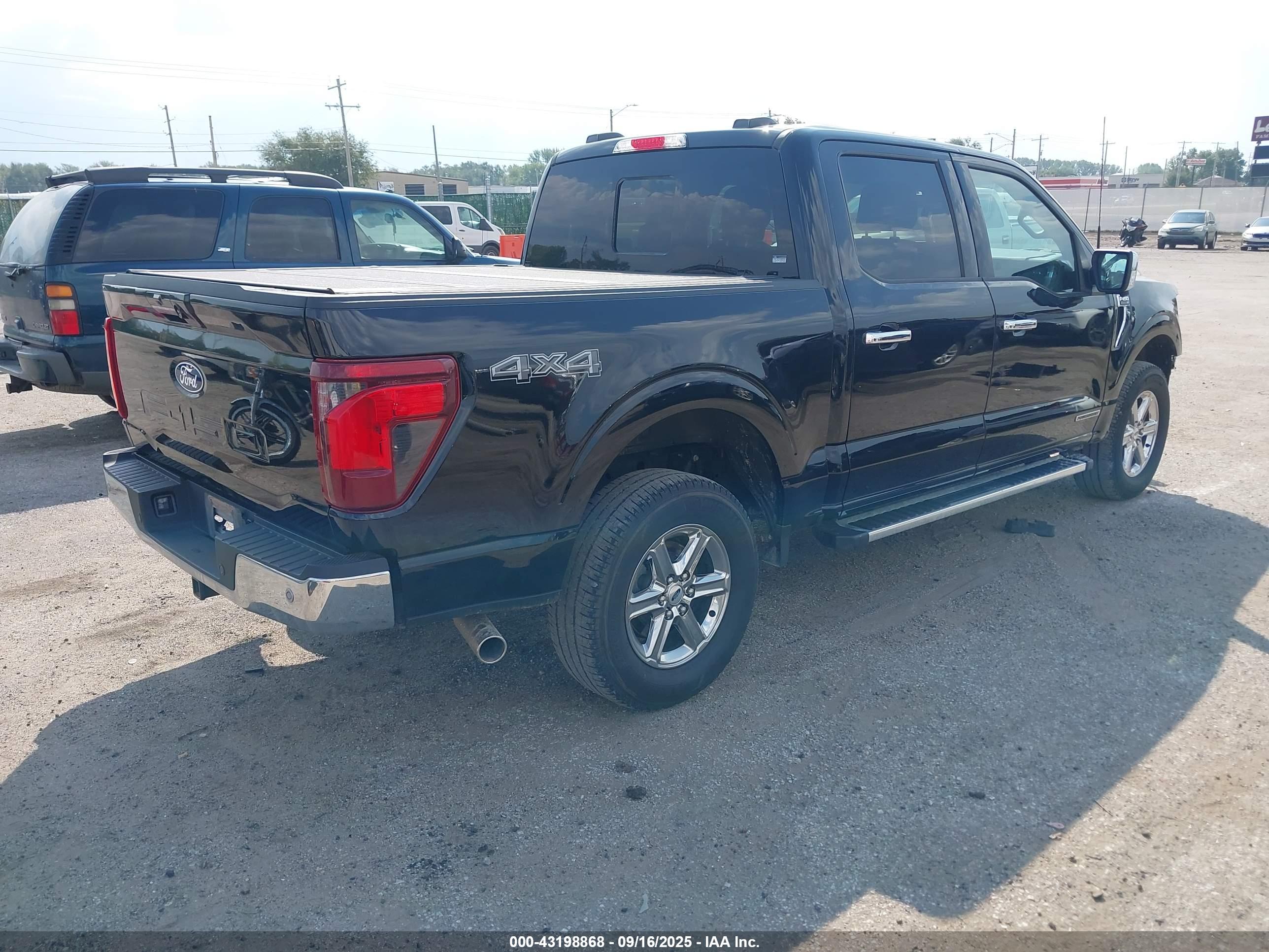 FORD F-150 image 4