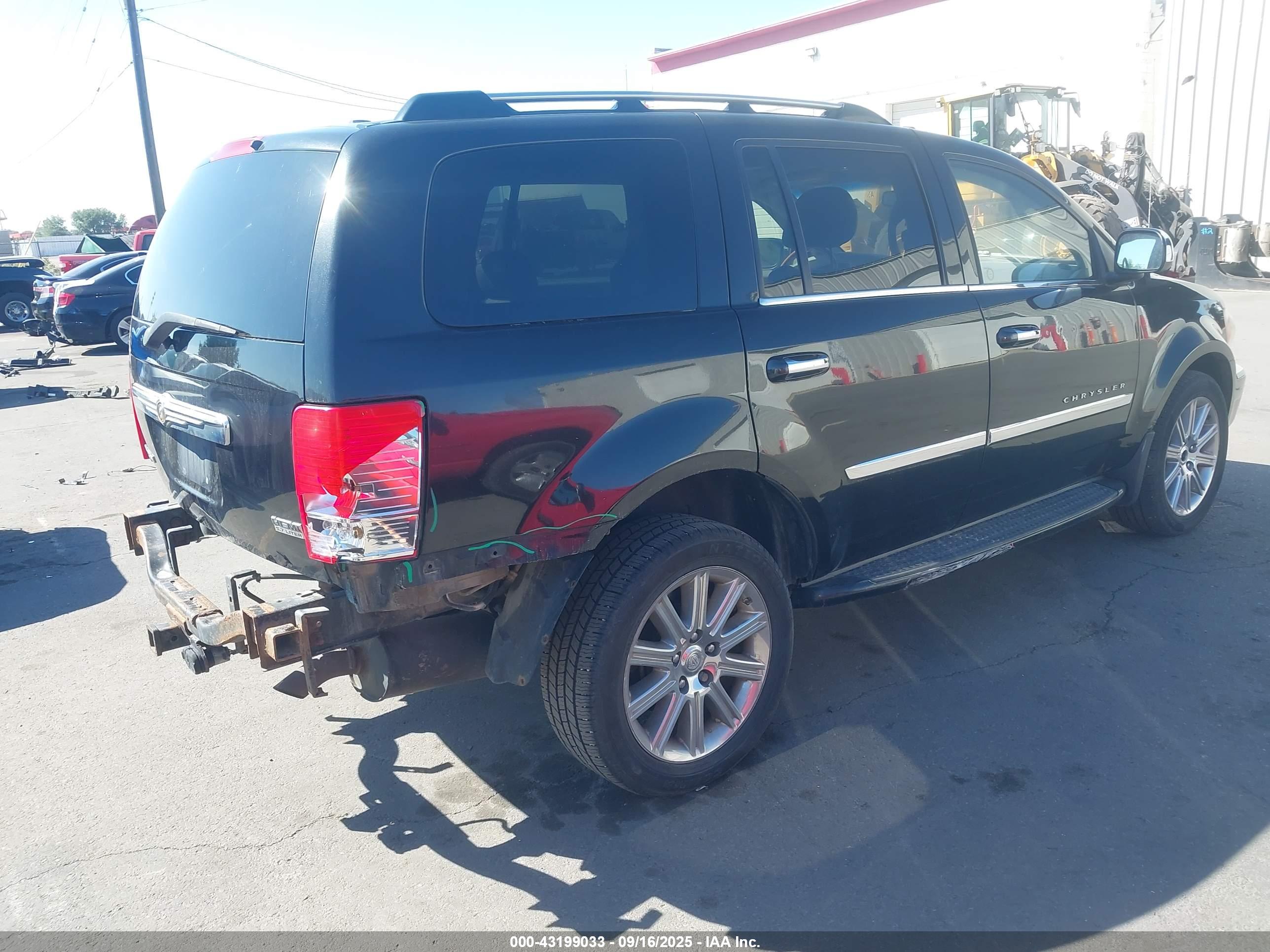 CHRYSLER ASPEN image 4