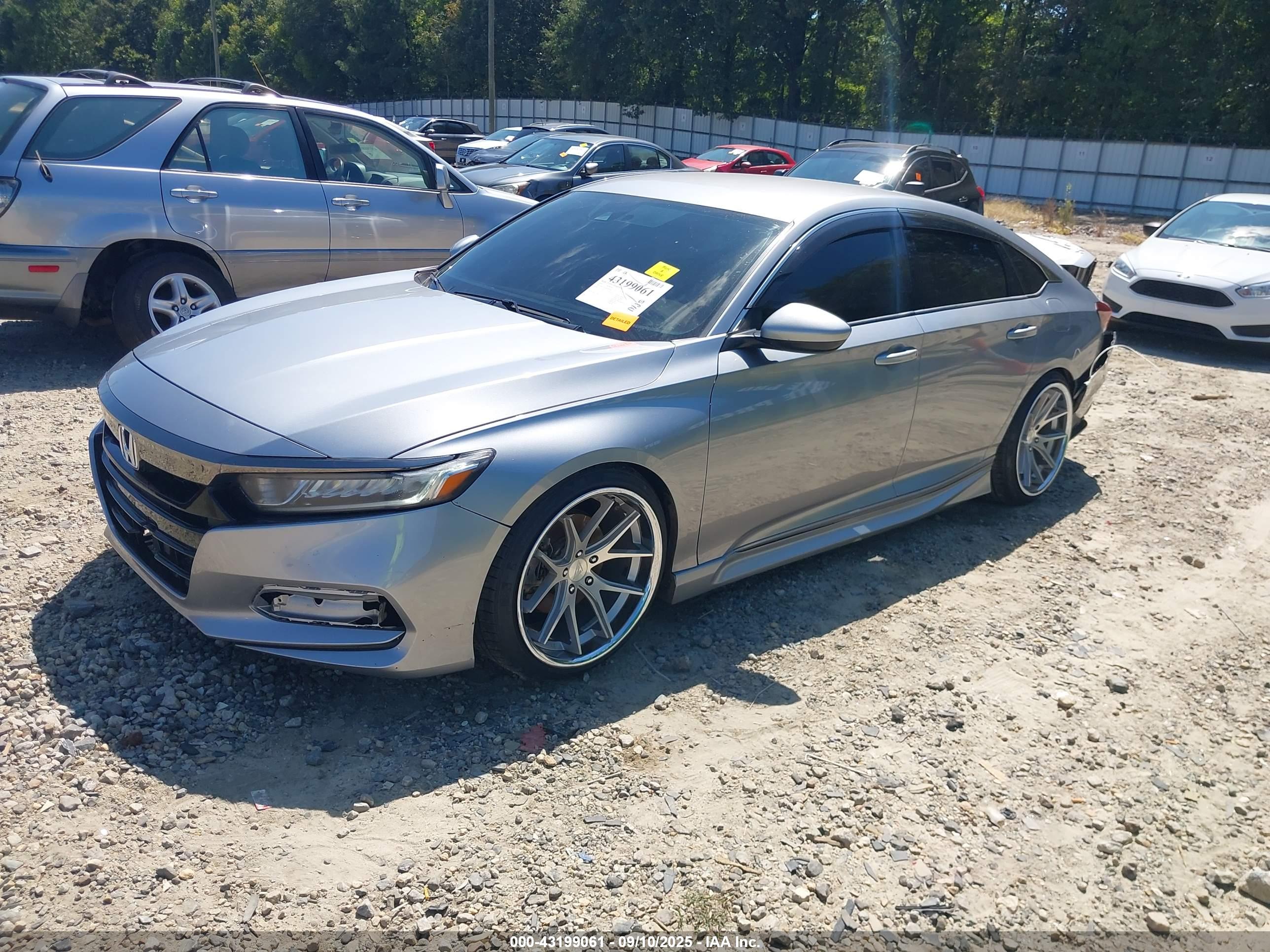 HONDA ACCORD image 2