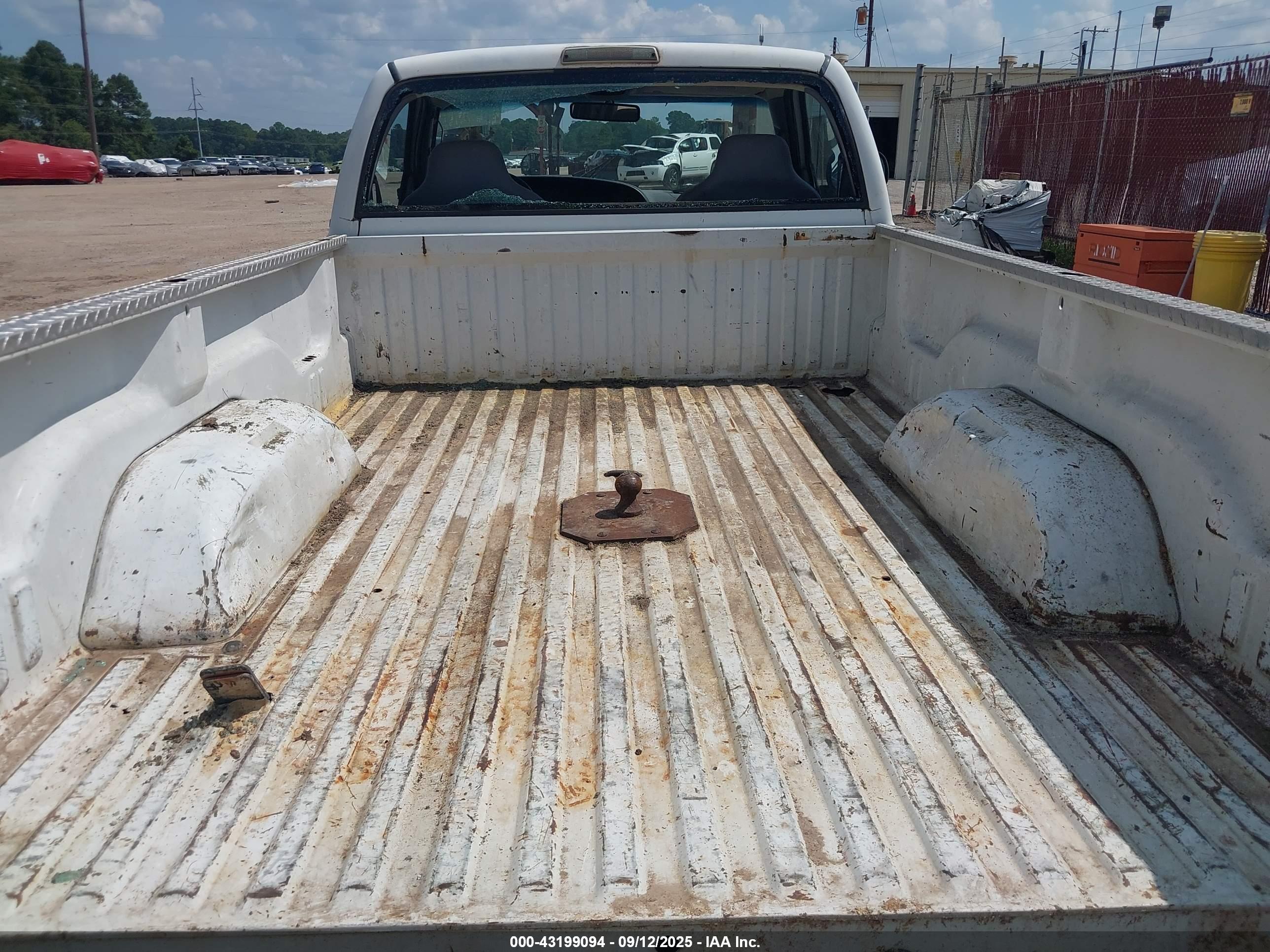 DODGE RAM image 7