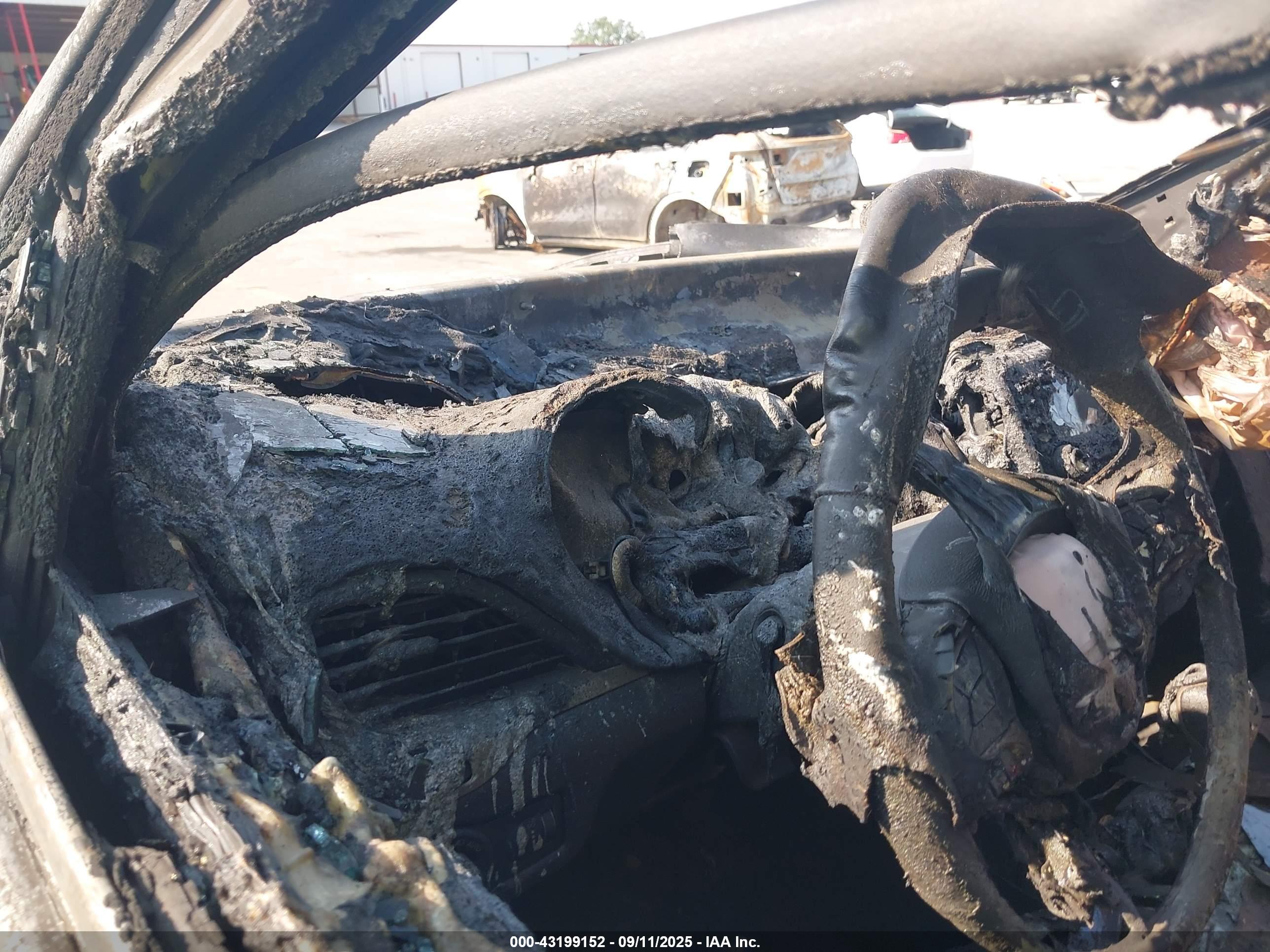 JEEP CHEROKEE image 7
