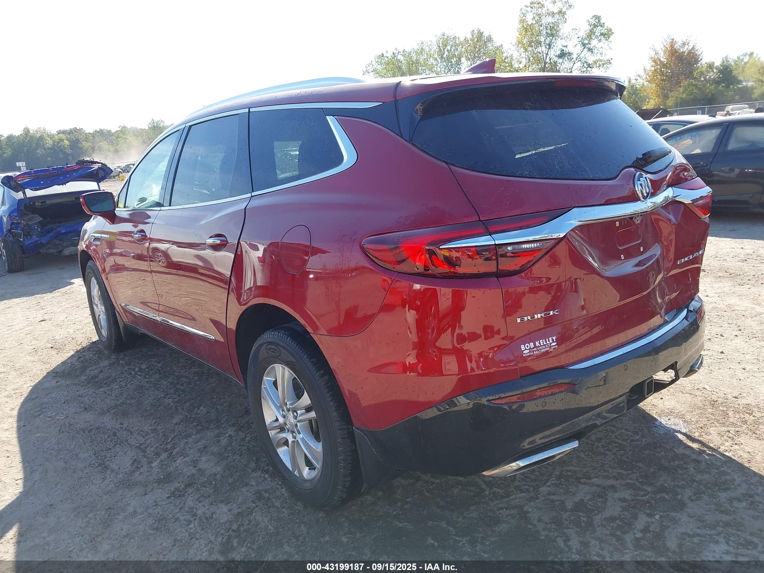 BUICK ENCLAVE image 3