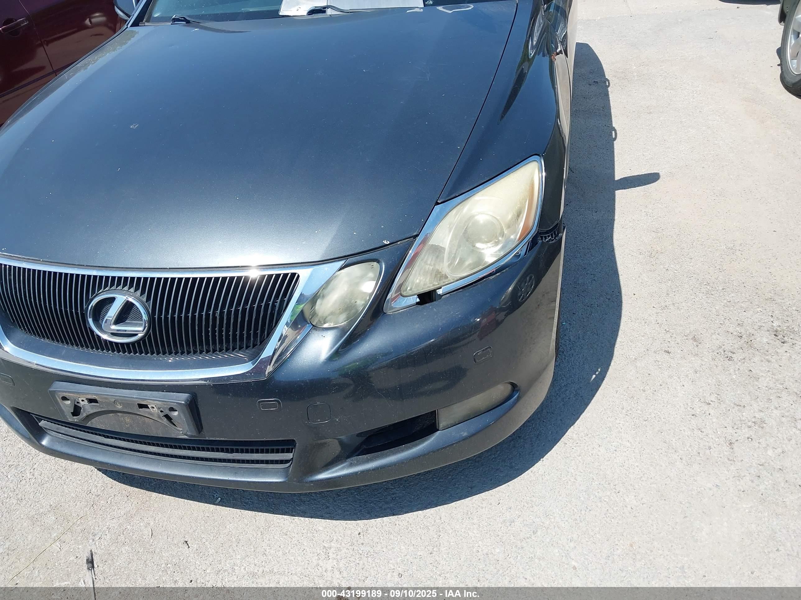 LEXUS GS image 6