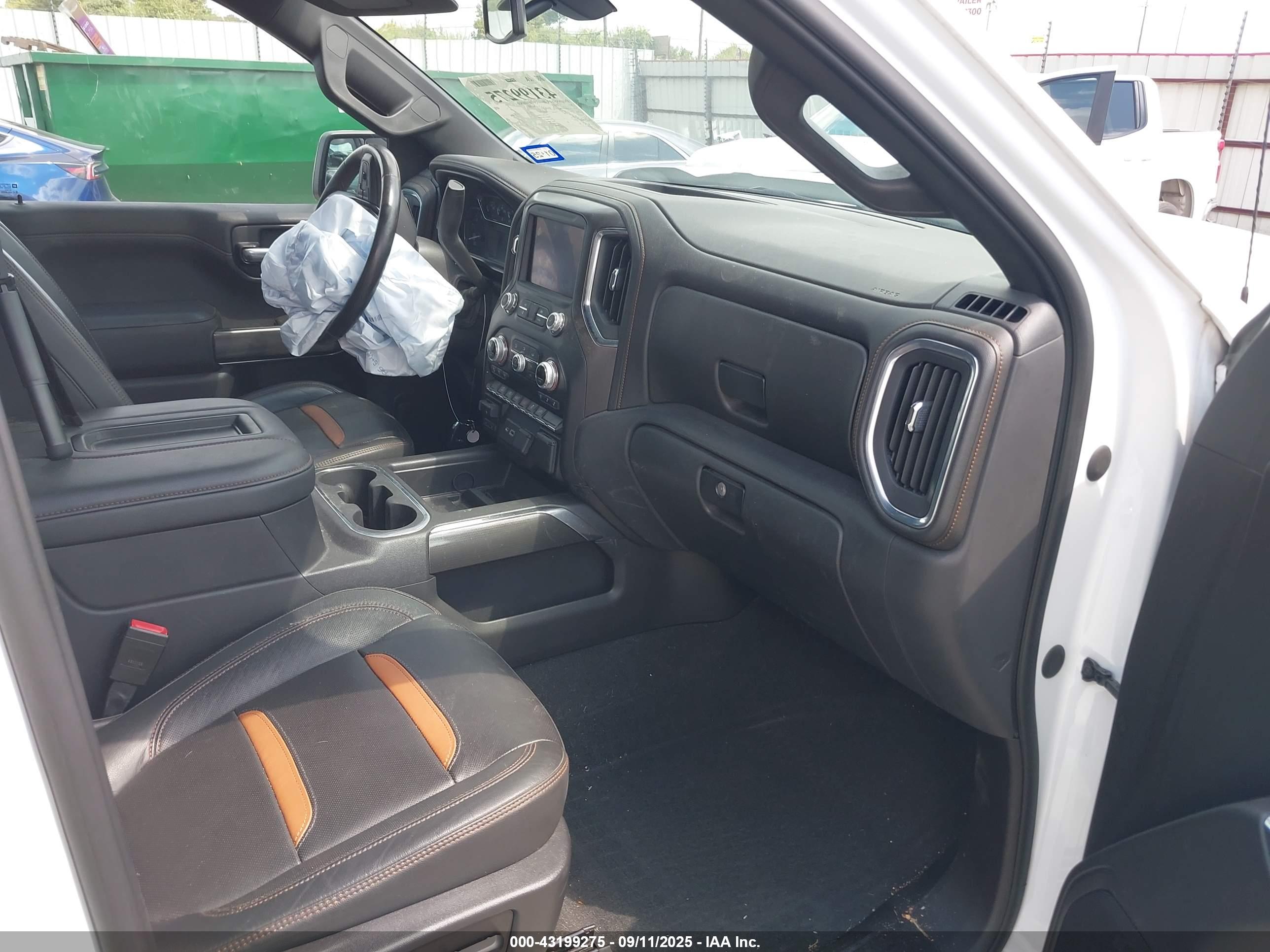 GMC SIERRA image 5