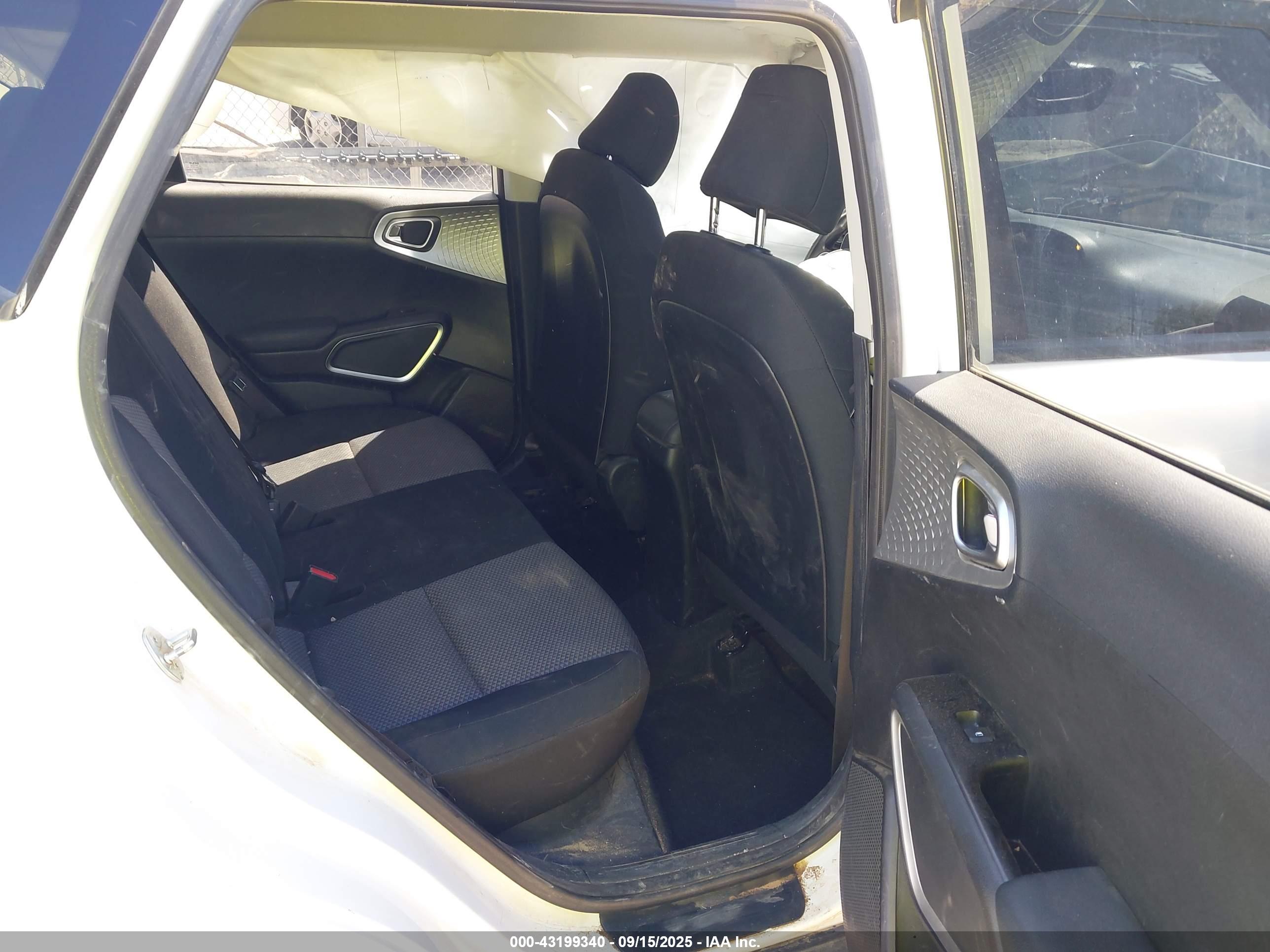 KIA SOUL image 8