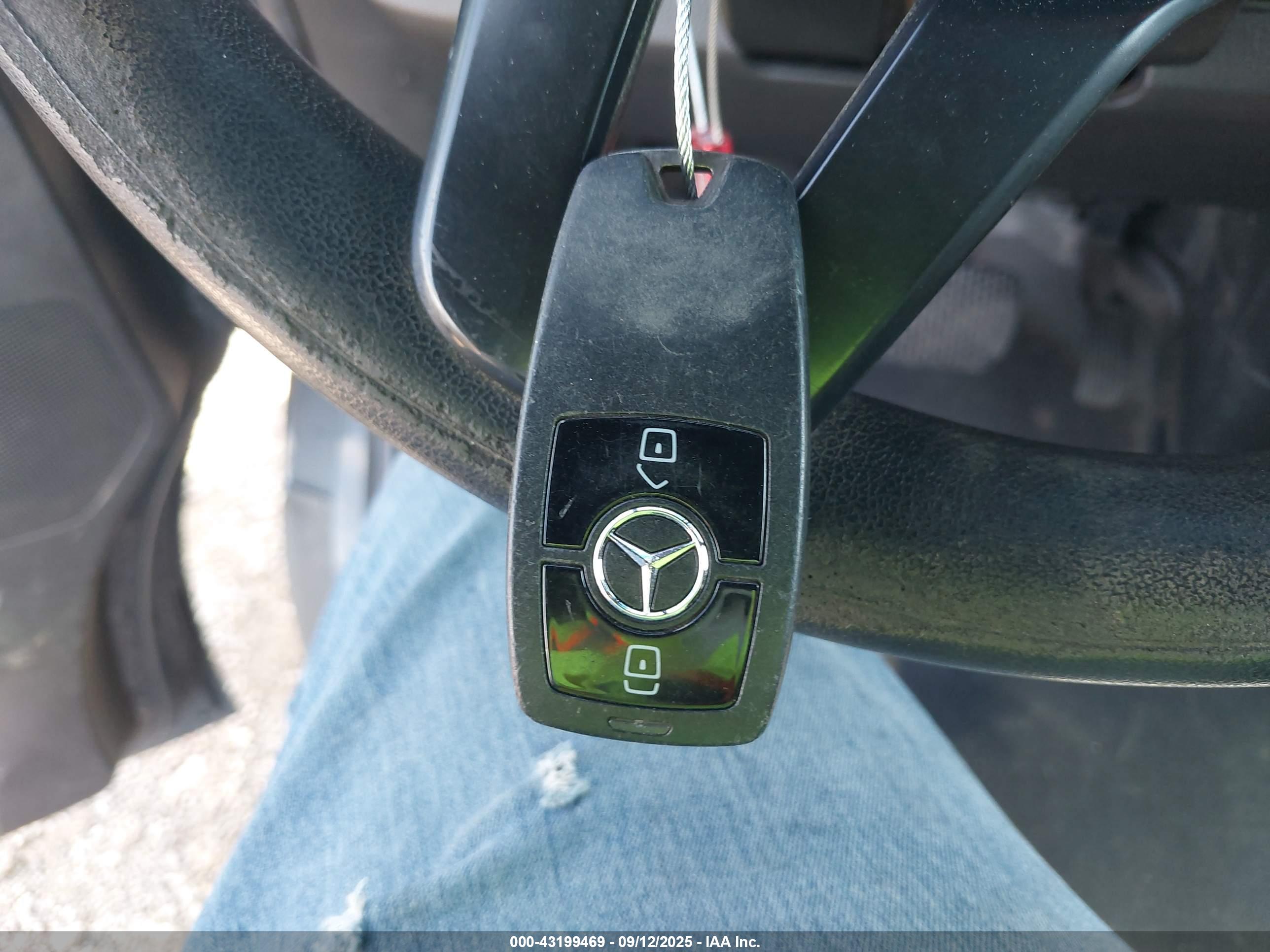 MERCEDES-BENZ SPRINTER image 11