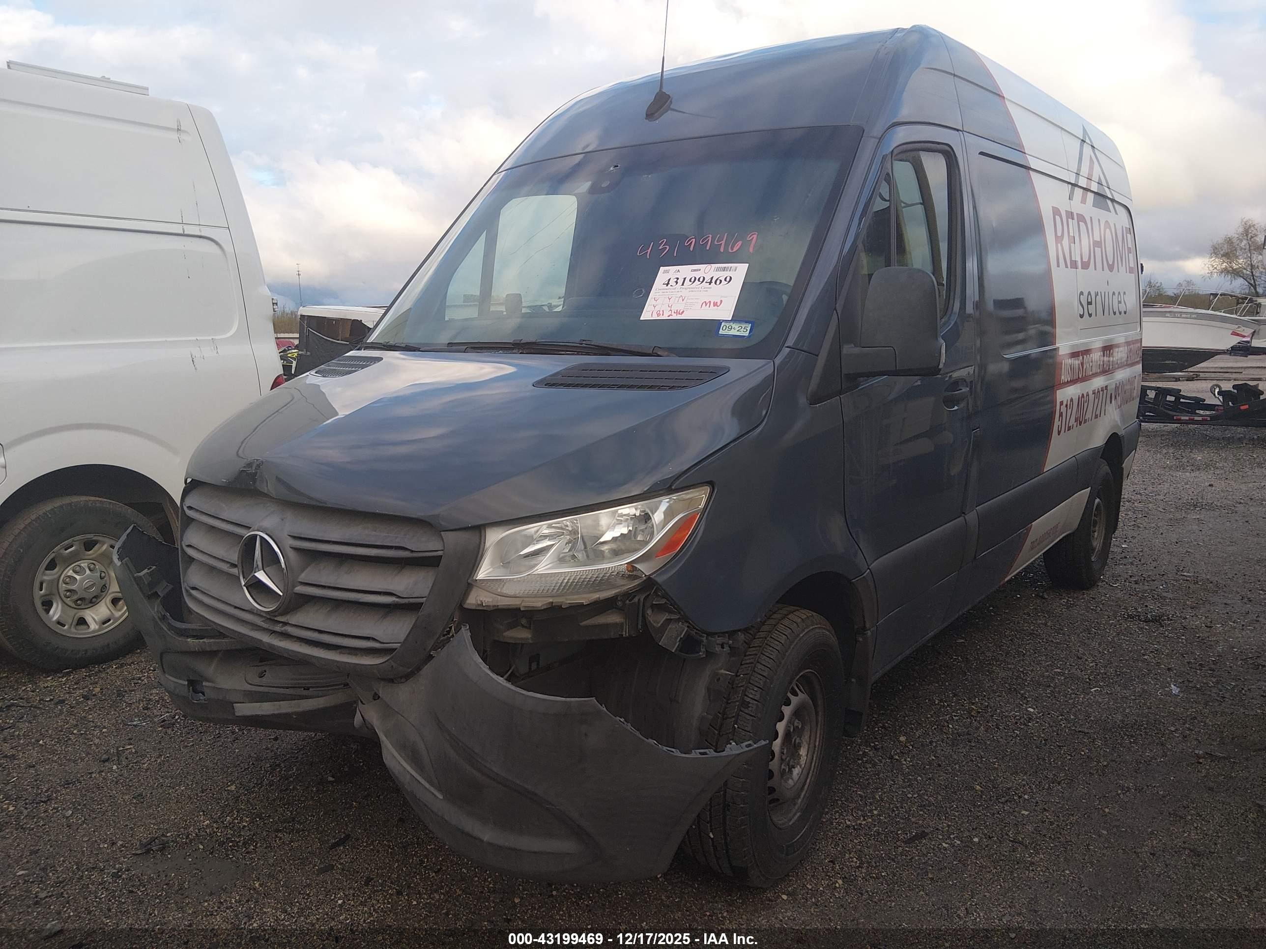 MERCEDES-BENZ SPRINTER image 2