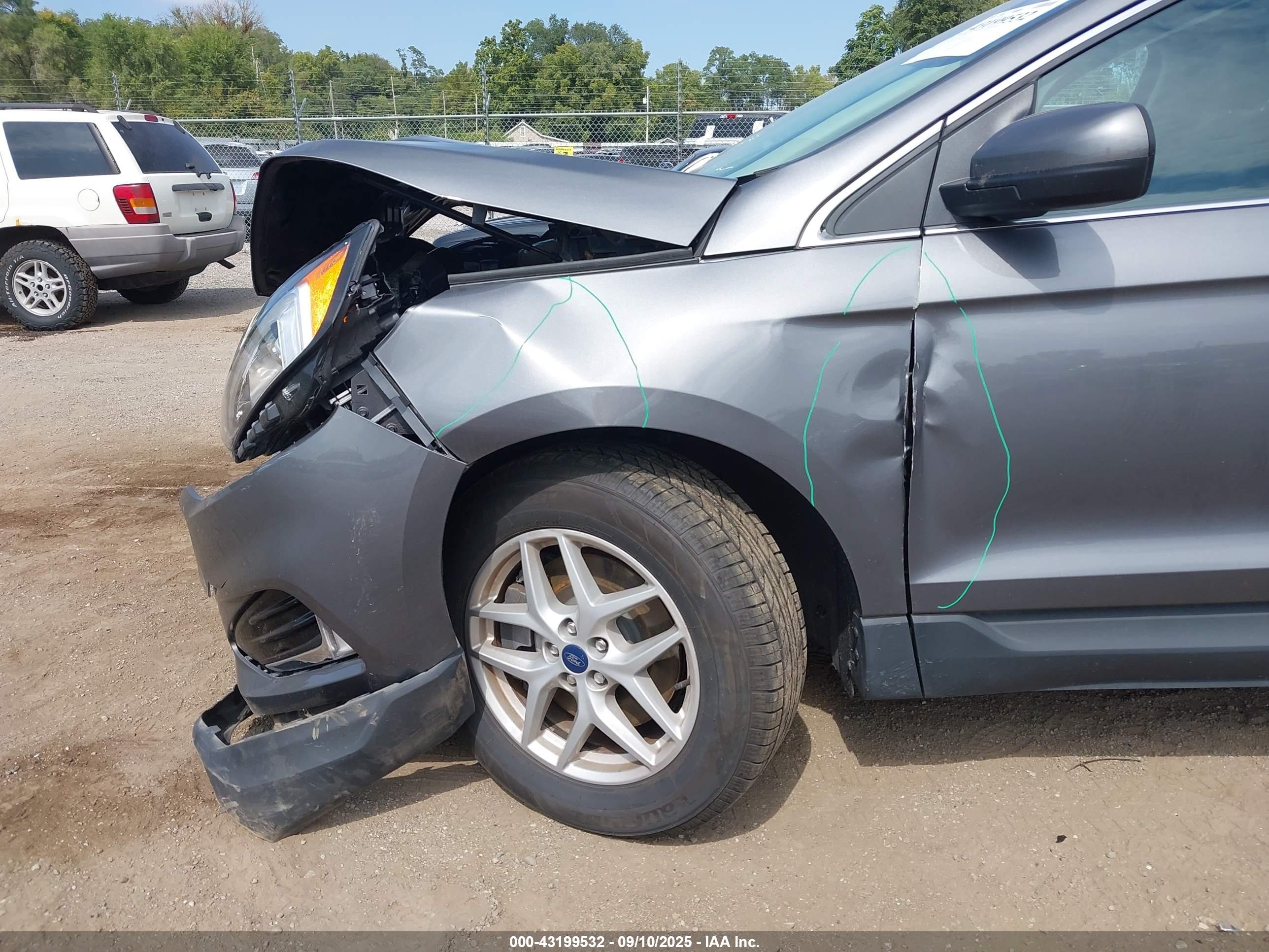 FORD EDGE image 6