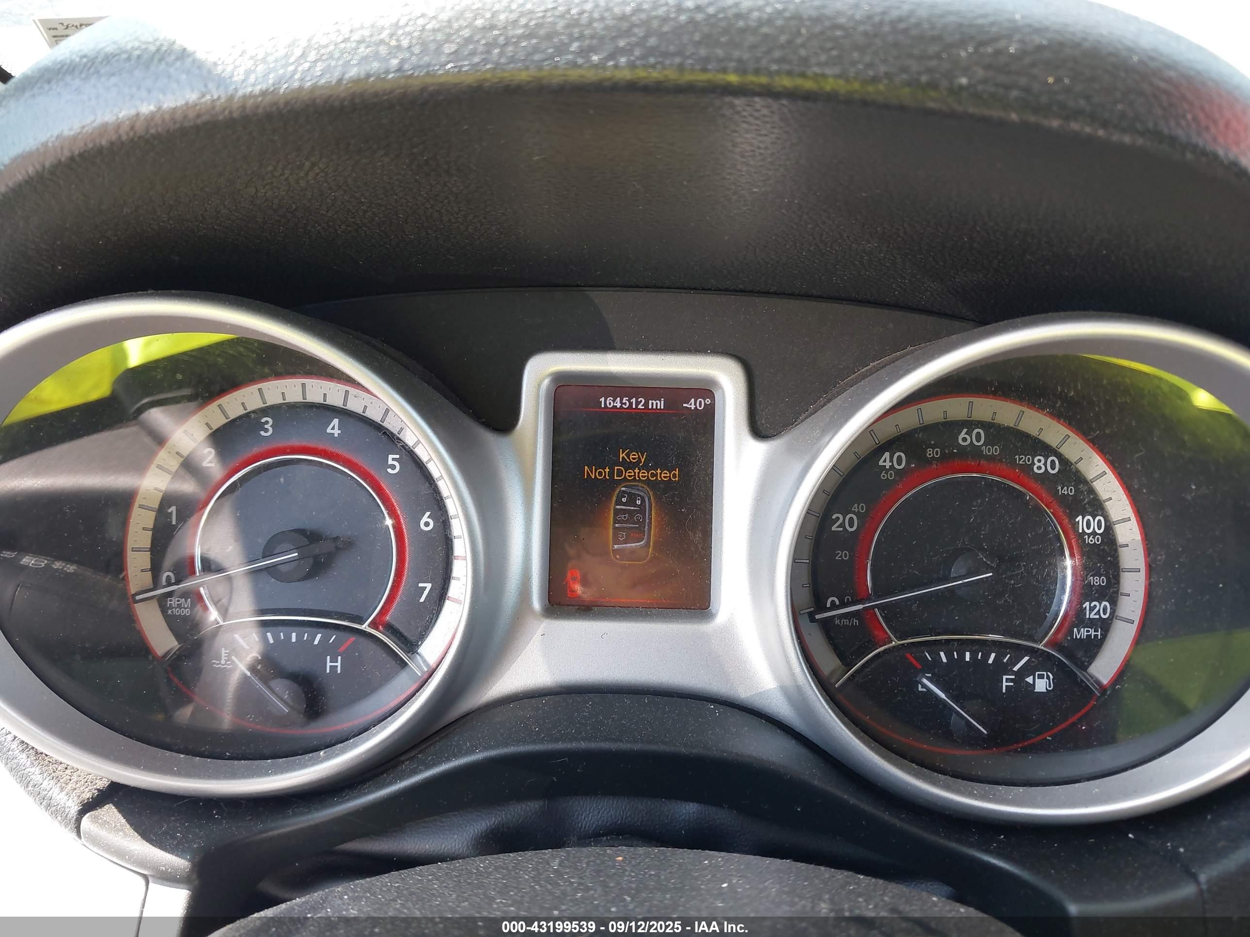 DODGE JOURNEY image 7
