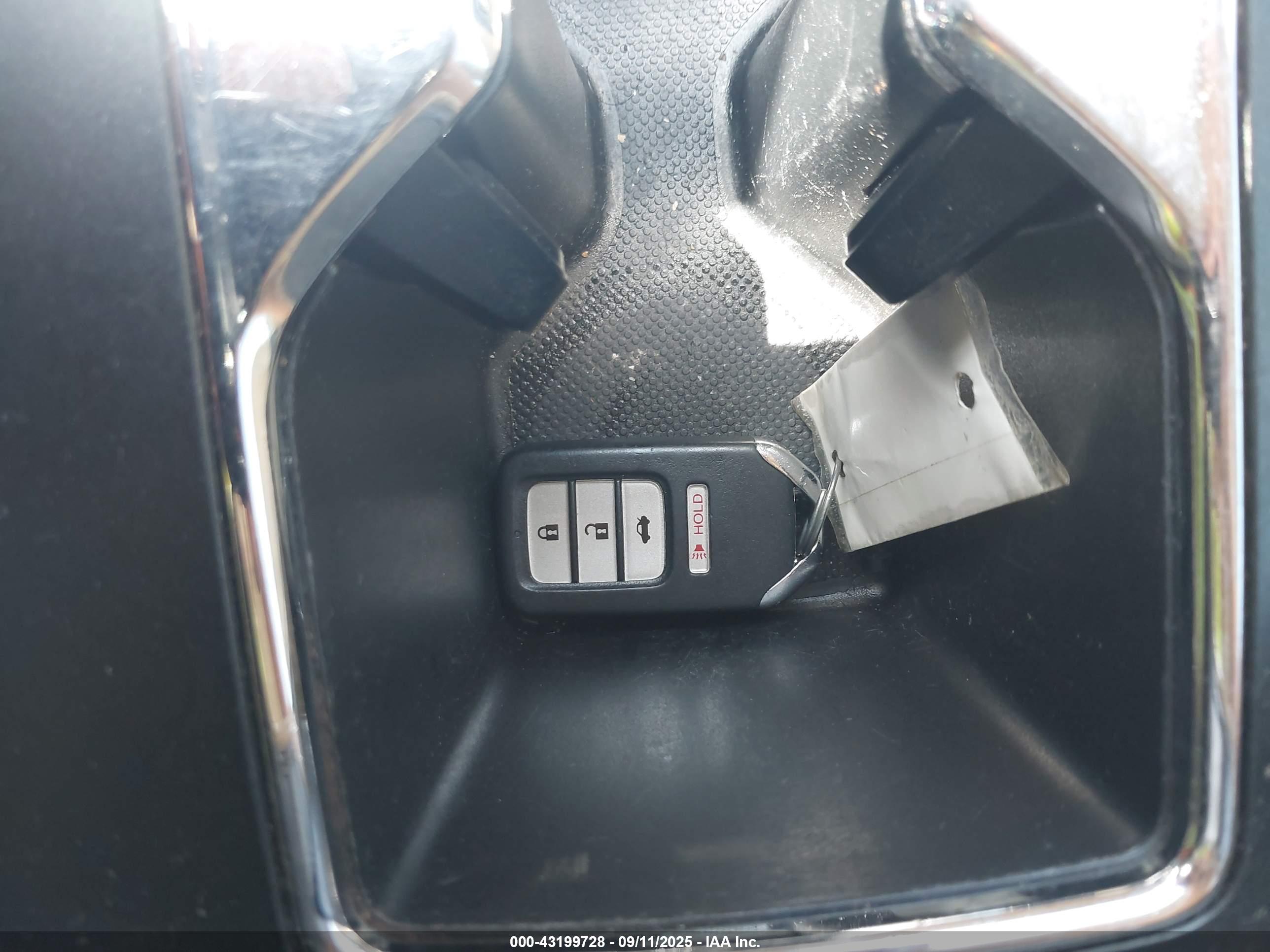 HONDA ACCORD image 11