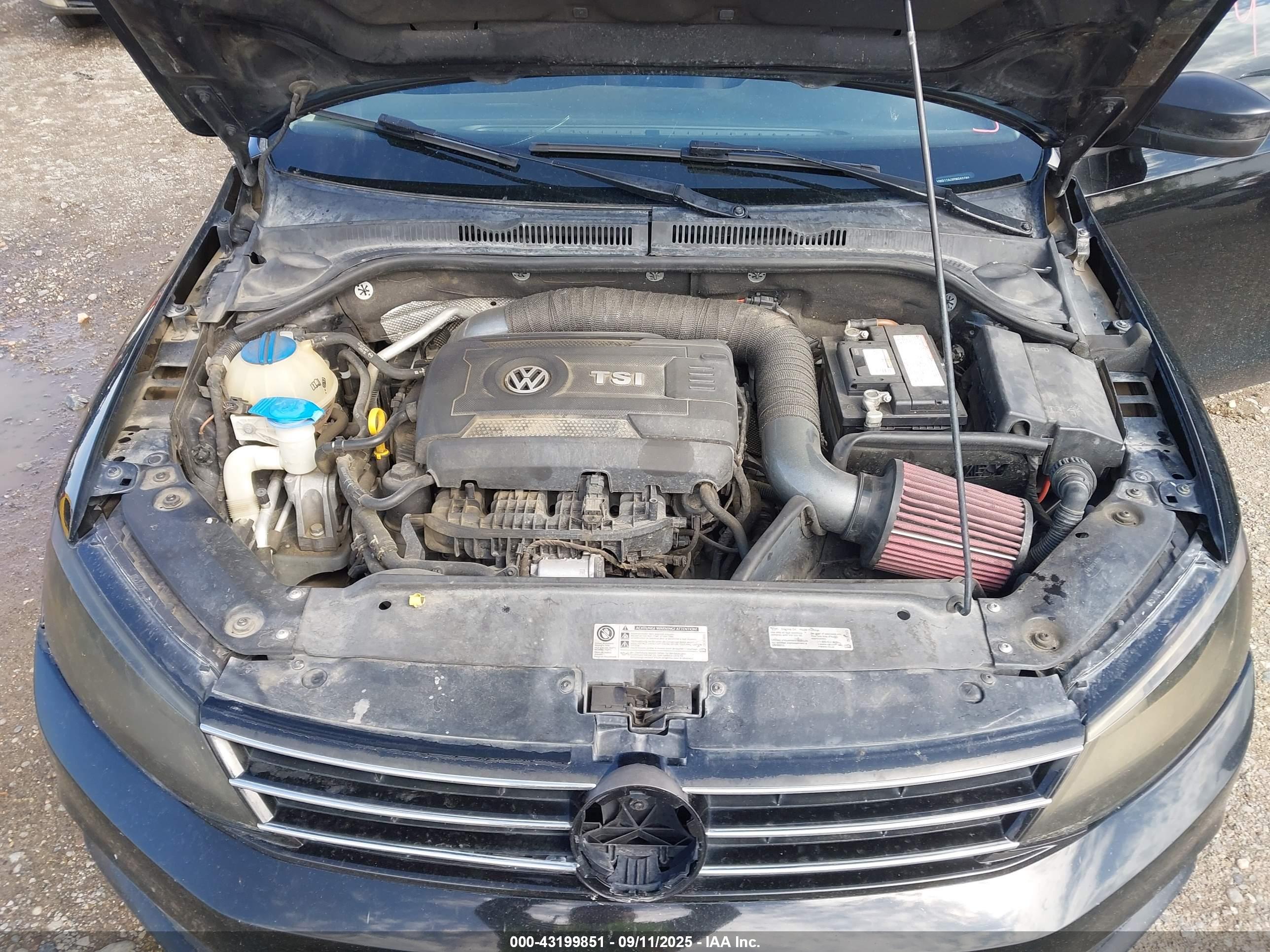 VOLKSWAGEN JETTA image 10