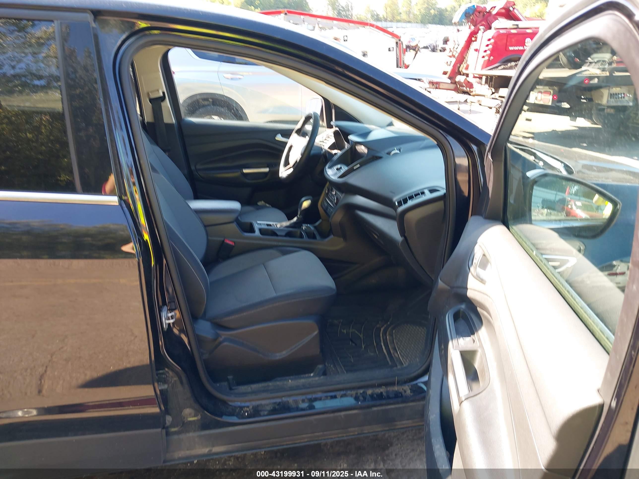 FORD ESCAPE image 5