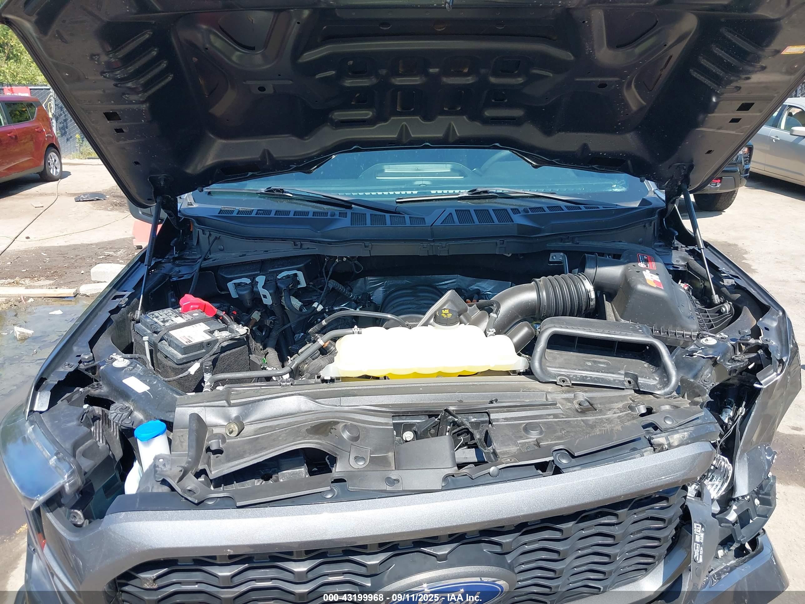 FORD F-150 image 10