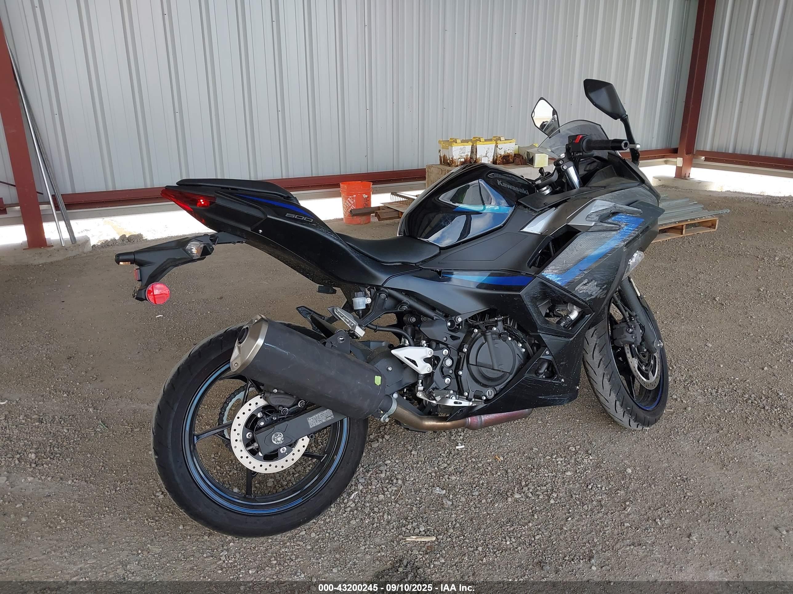 KAWASAKI EX500 image 4