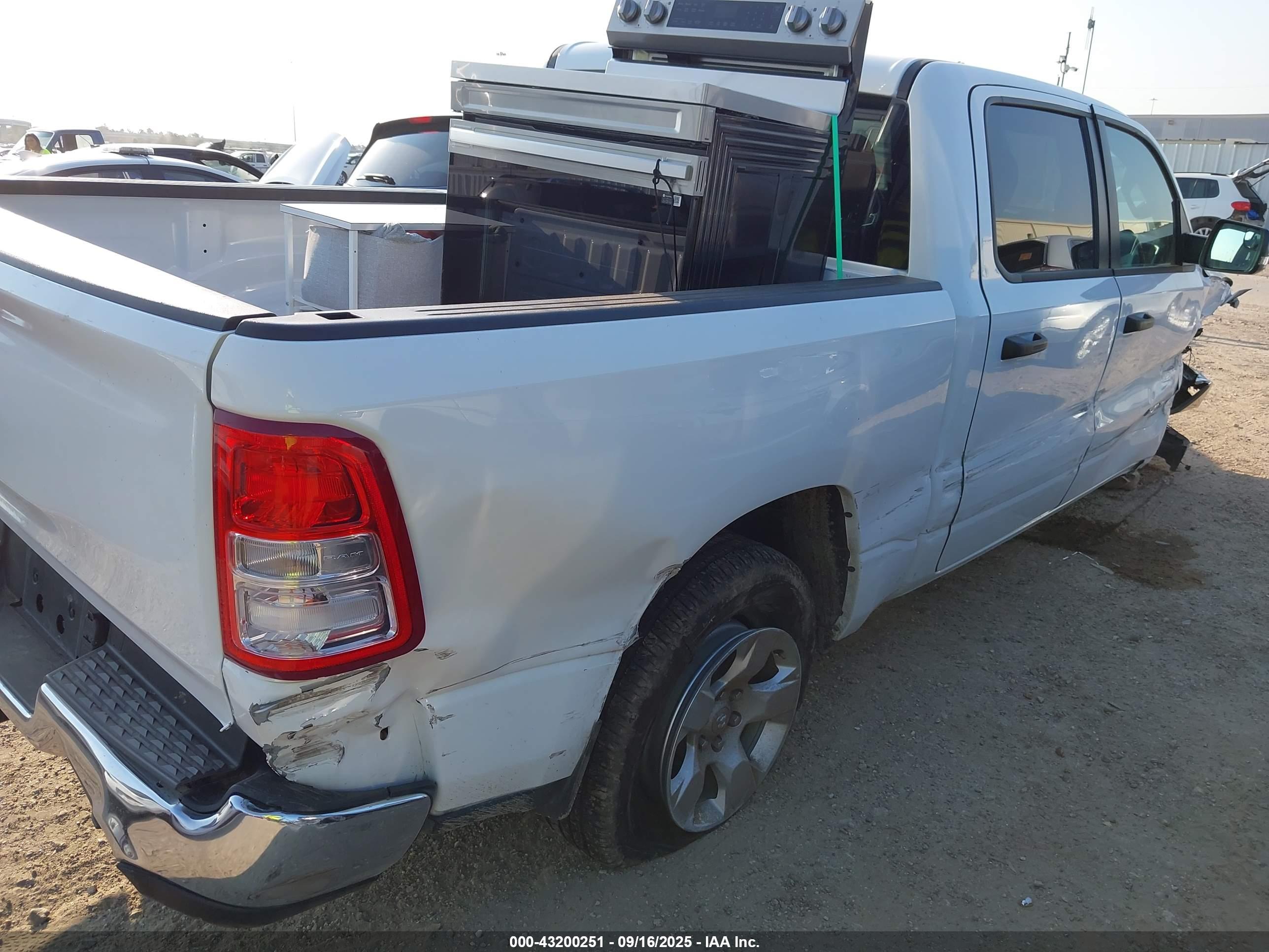 RAM 1500 image 6