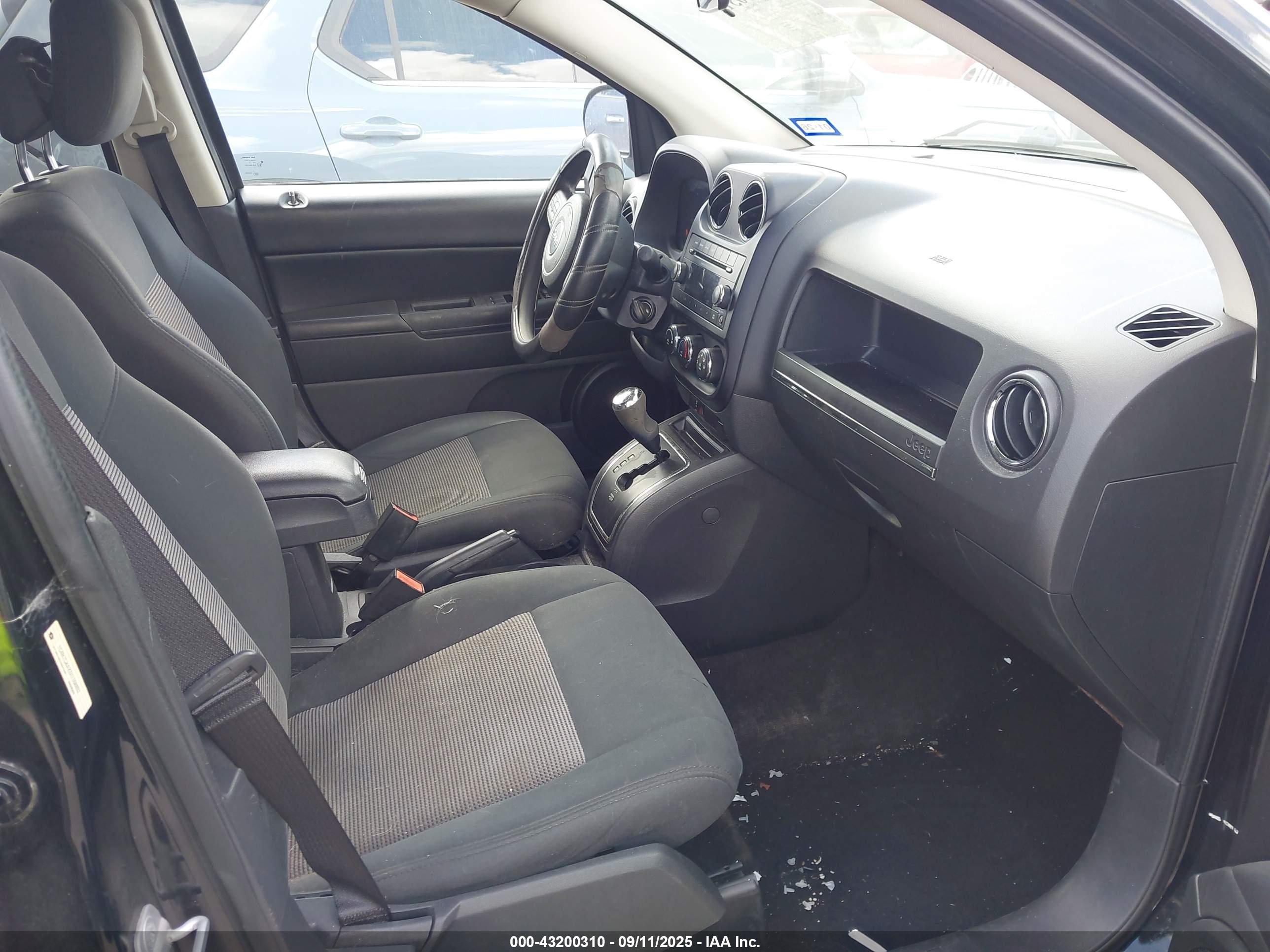 JEEP COMPASS image 5