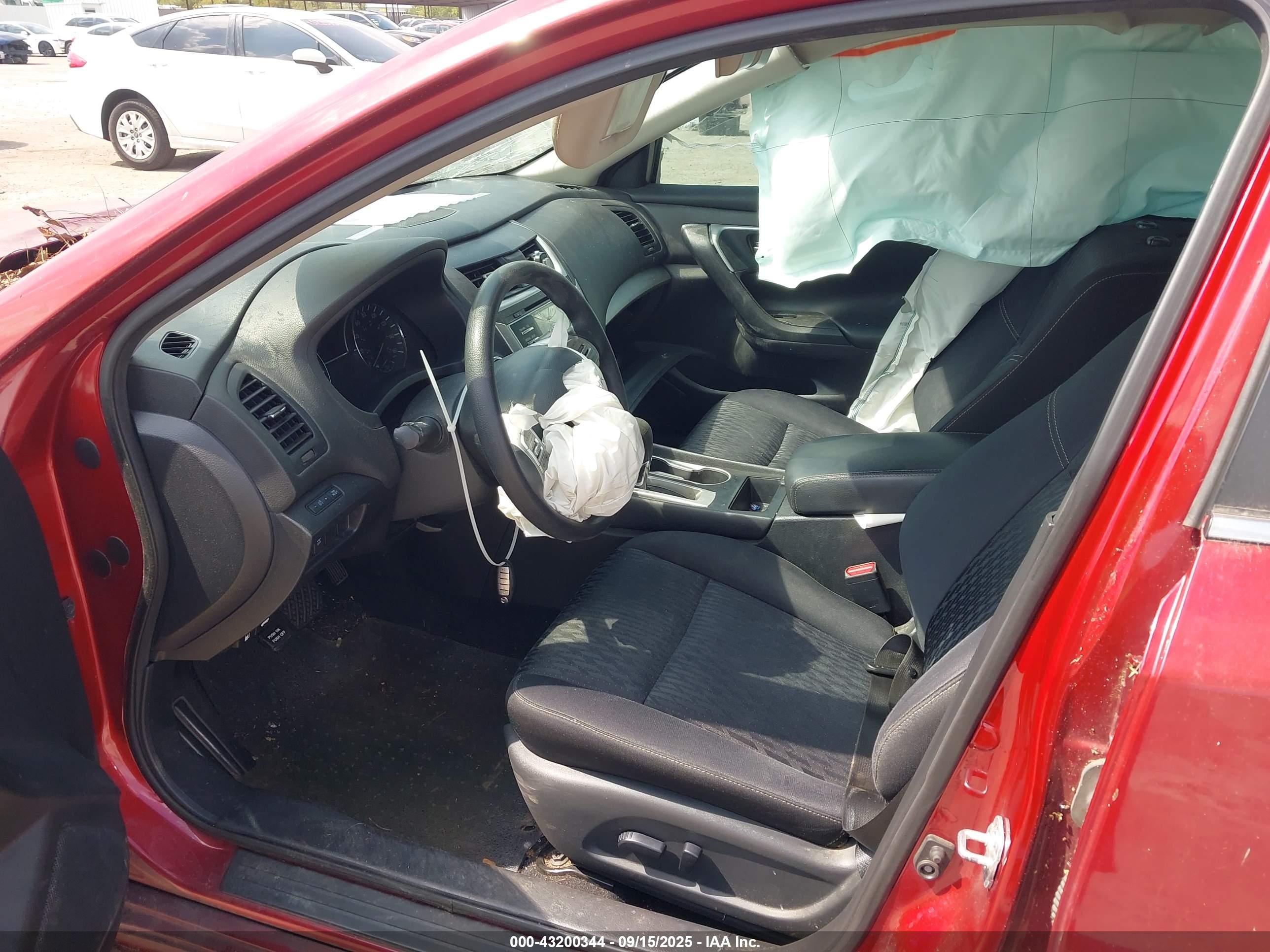 NISSAN ALTIMA image 5