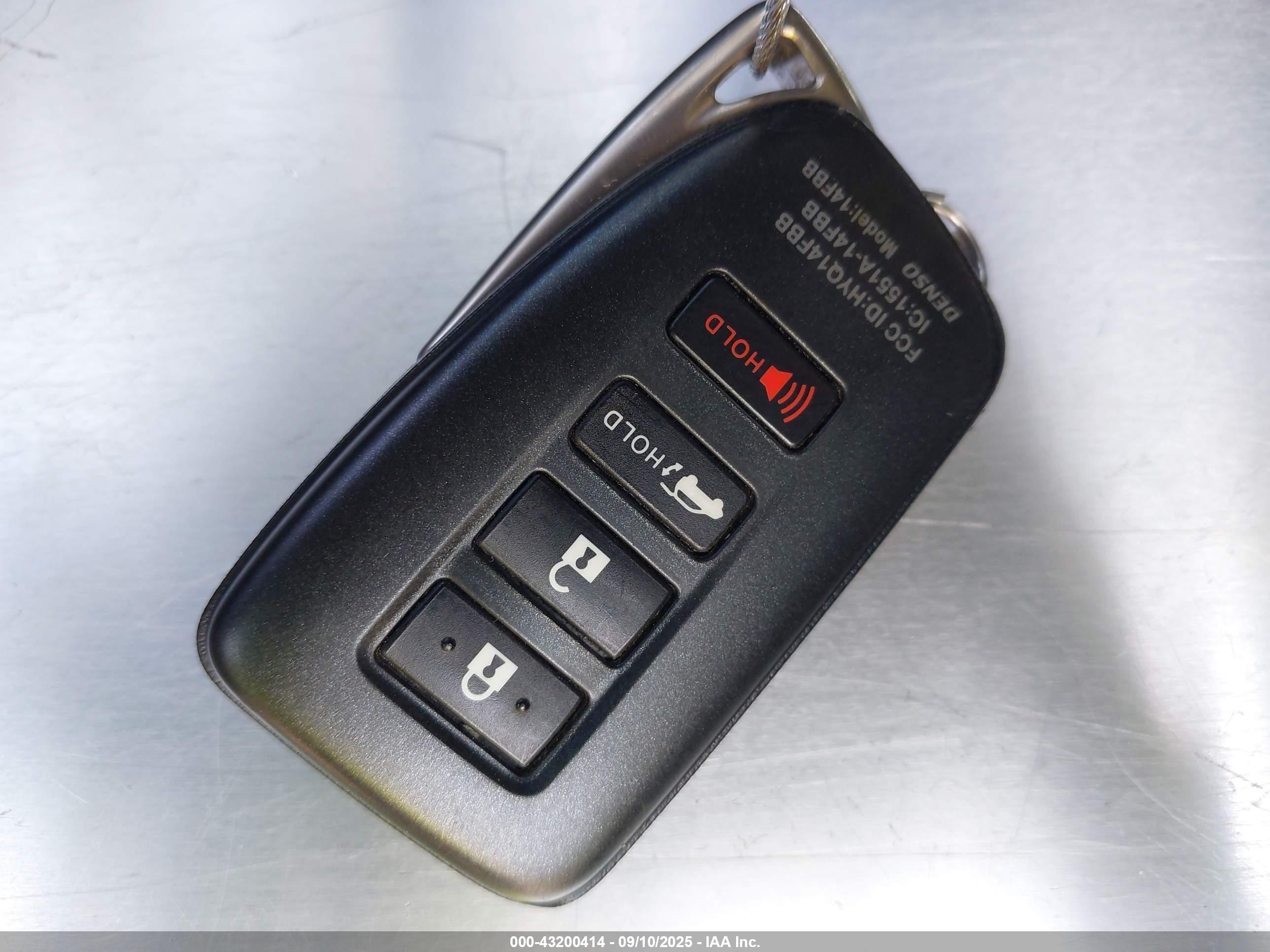 LEXUS RX image 11