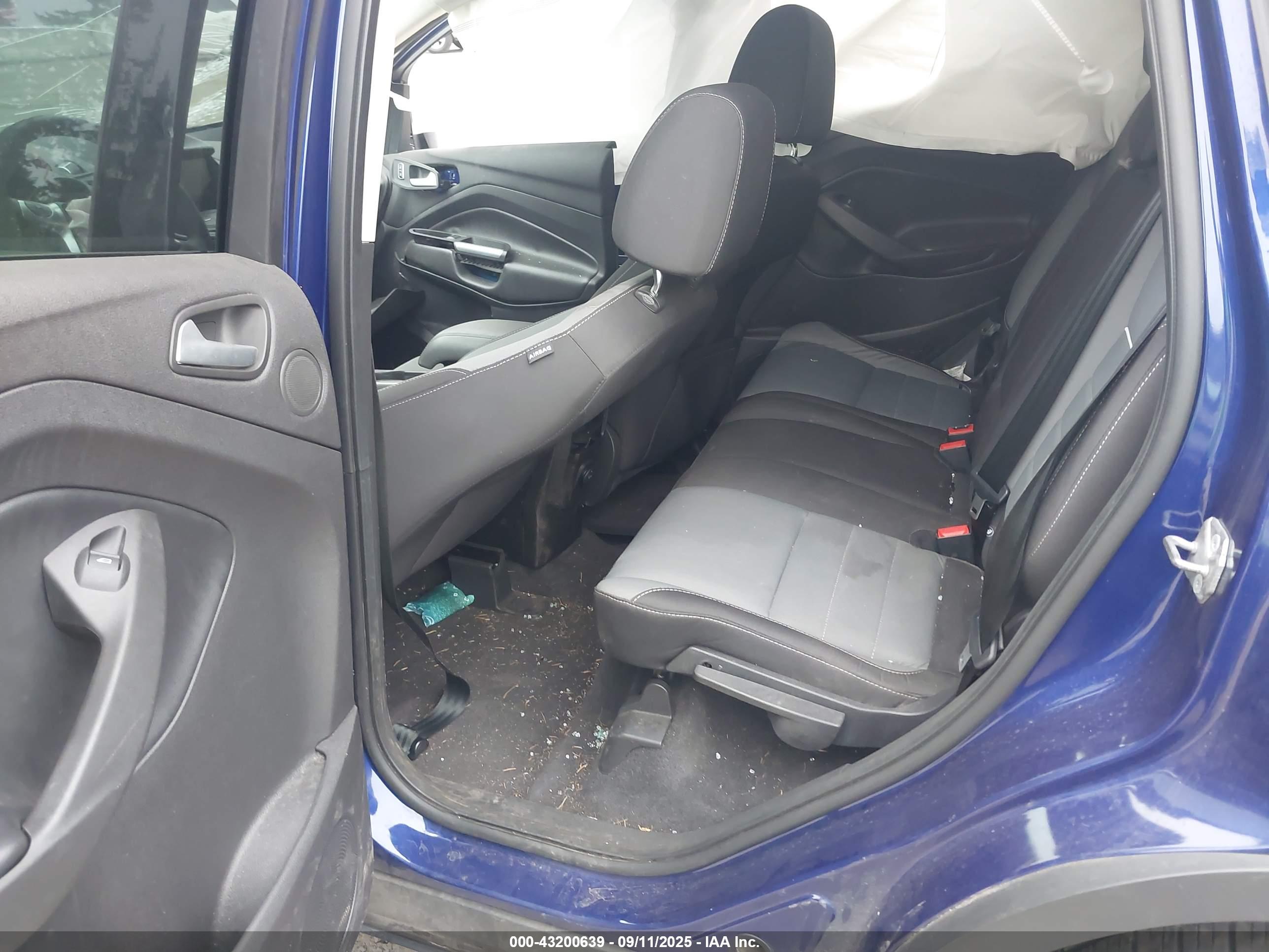 FORD ESCAPE image 8