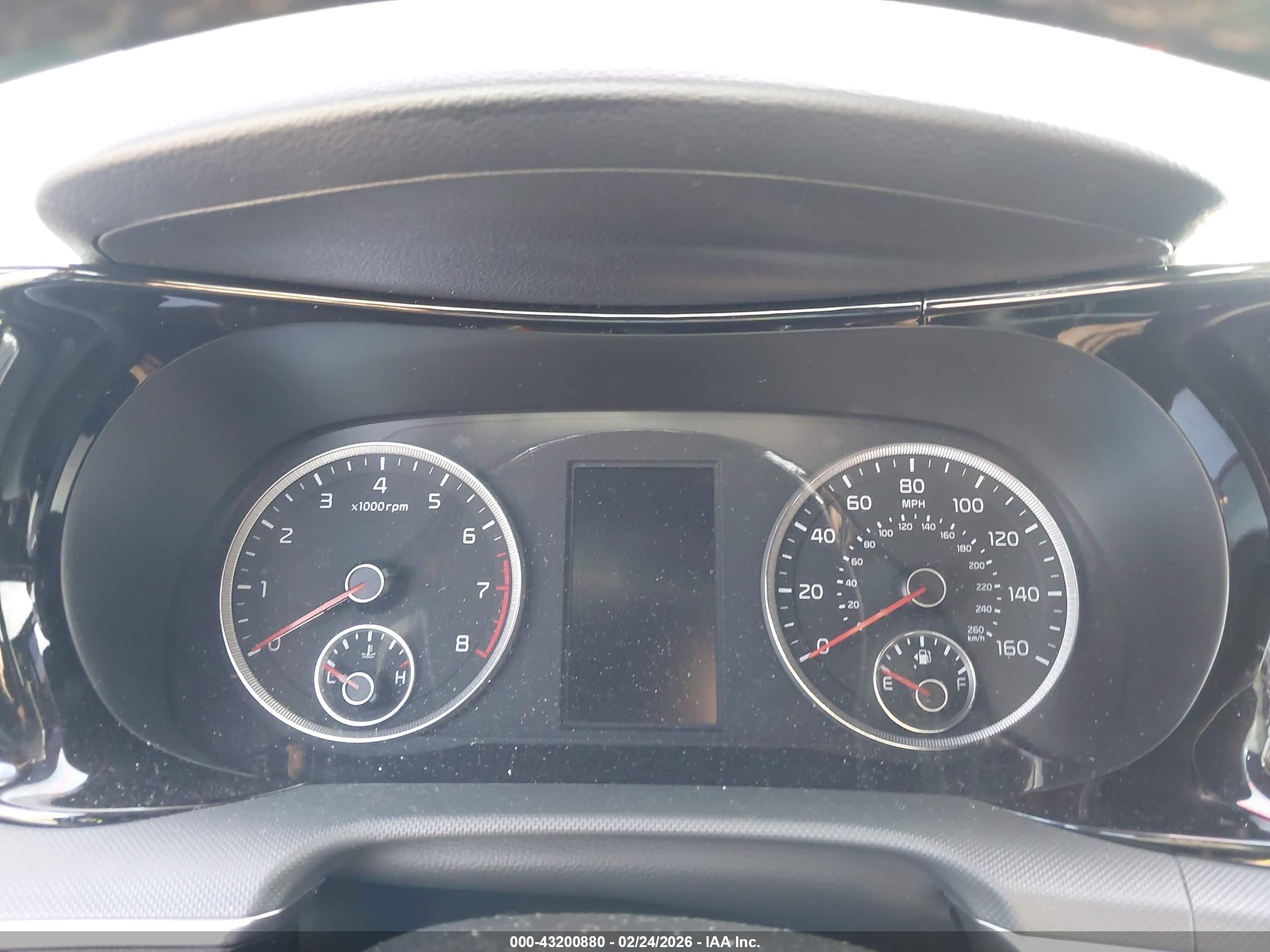 KIA K5 image 7