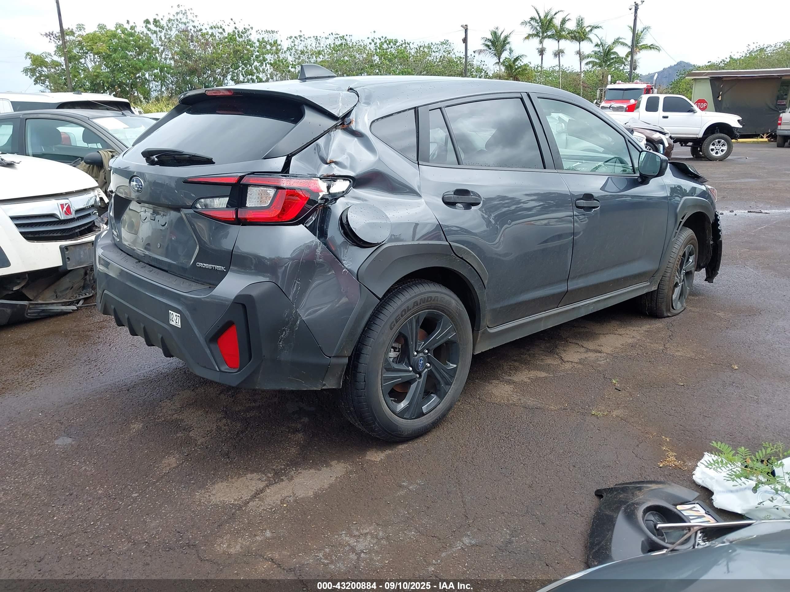 SUBARU CROSSTREK image 4